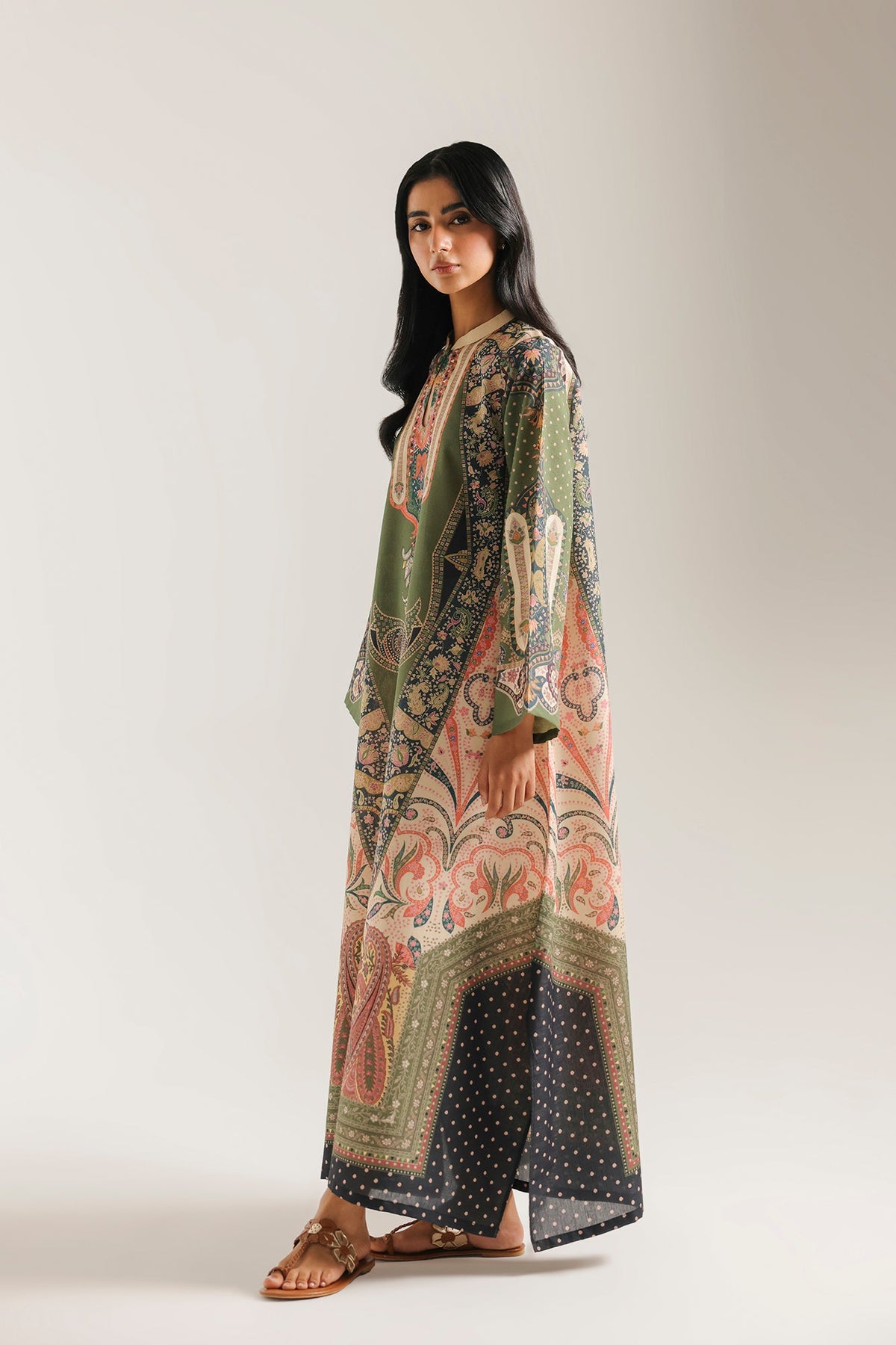 EMBROIDERED DRESS (E8314/102/122)