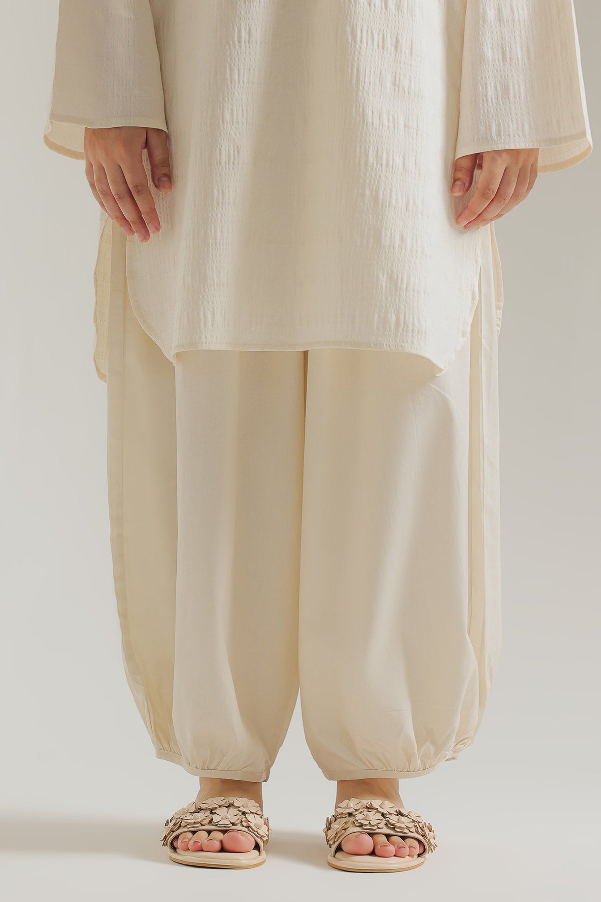SHALWAR (E8332/102/002)