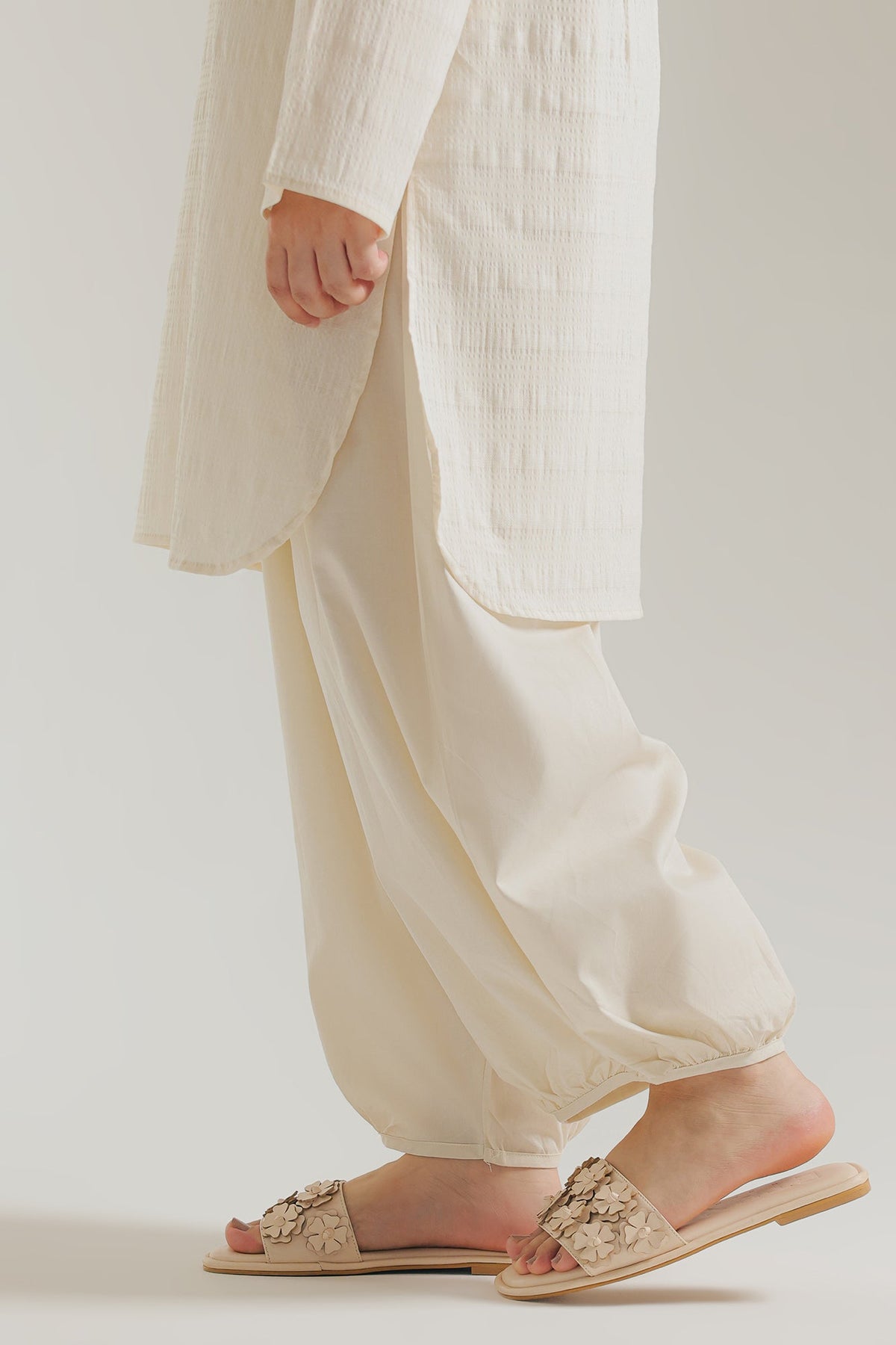 SHALWAR (E8332/102/002)