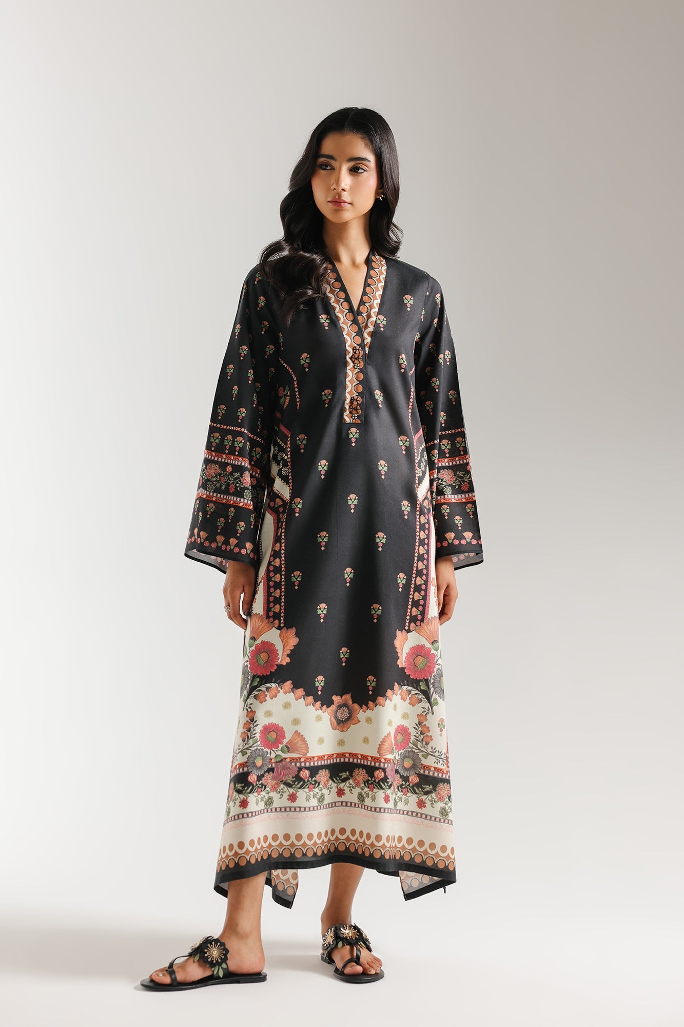 PRINTED DRESS (E8361/102/901)