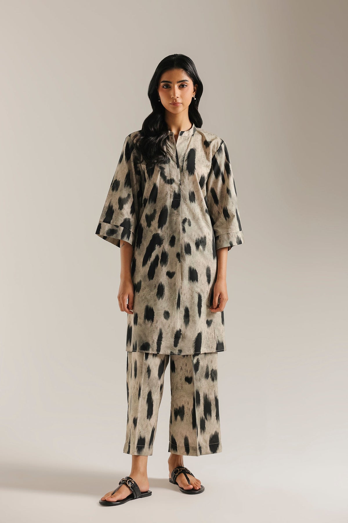 PRINTED SUIT (E8368/102/128)