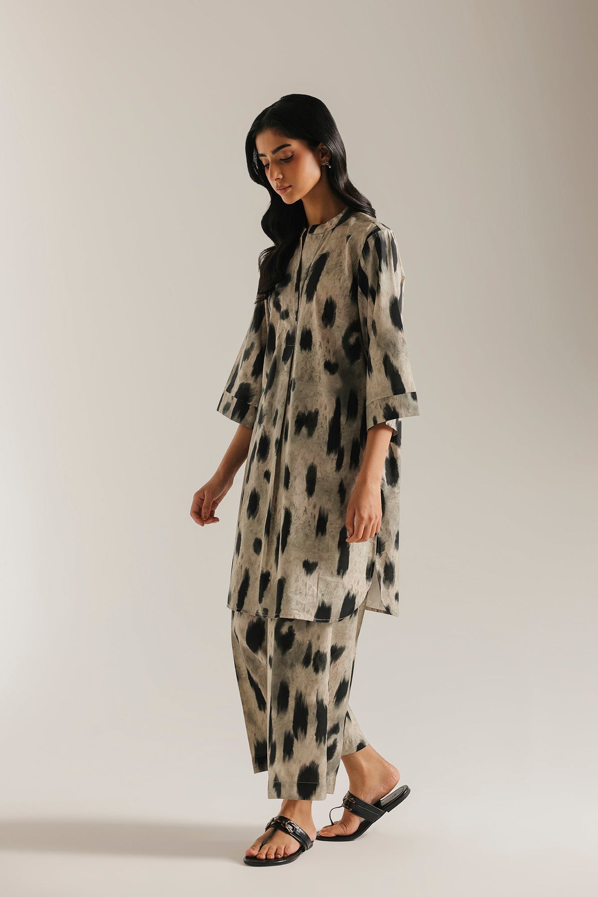 PRINTED SUIT (E8368/102/128)