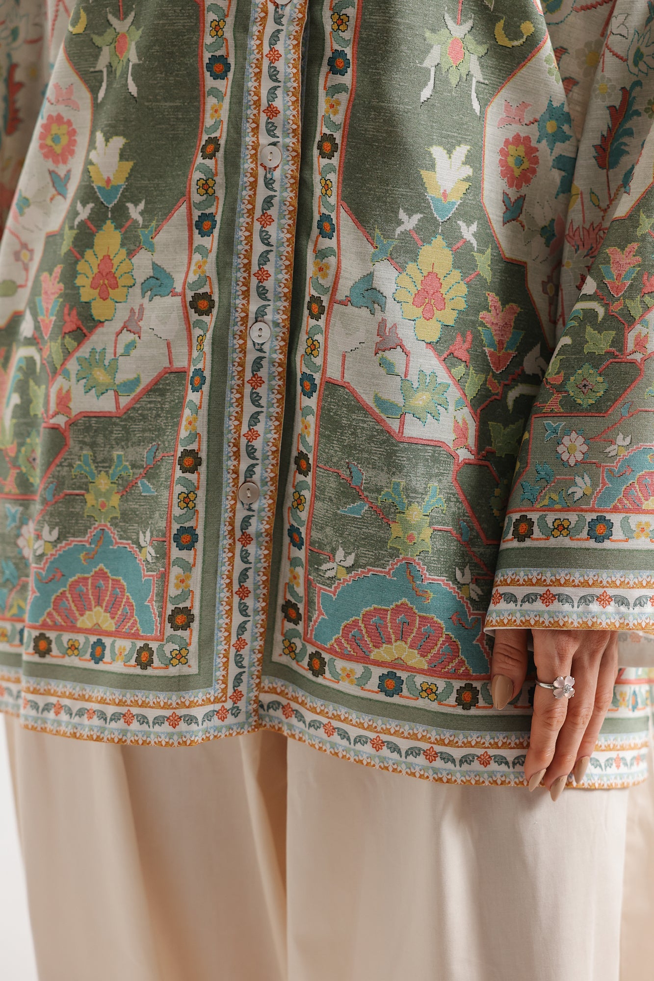 https://cdn.shopify.com/s/files/1/2290/7917/files/E8379-102-001_5.jpg?v=1768800102