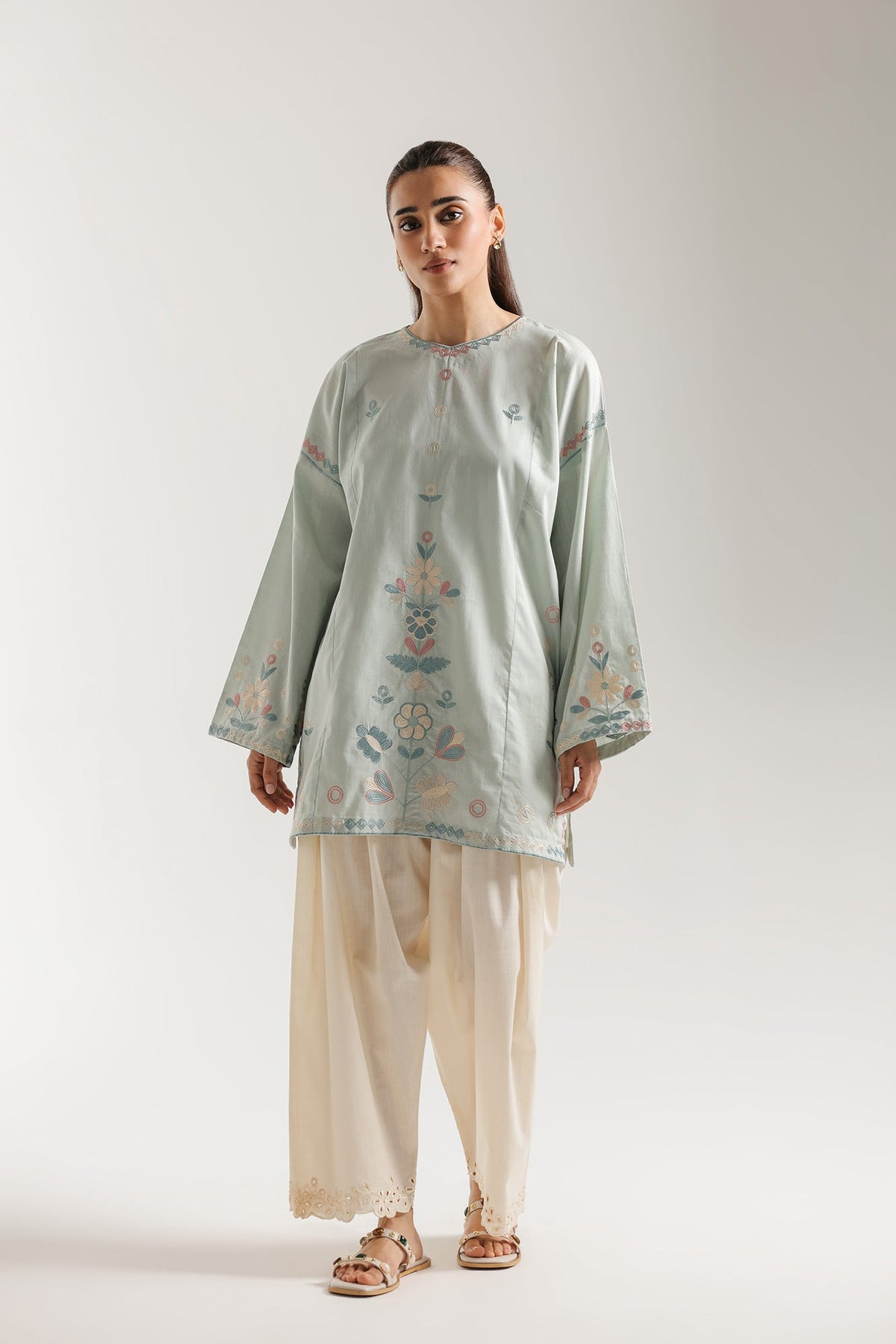 EMBROIDERED KURTI (E8427/102/720)