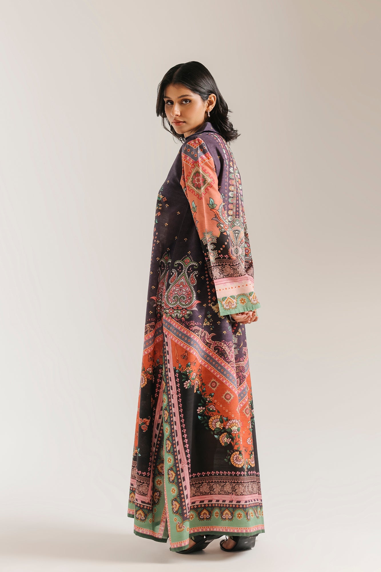 3 Piece Embroidered Lawn Suit