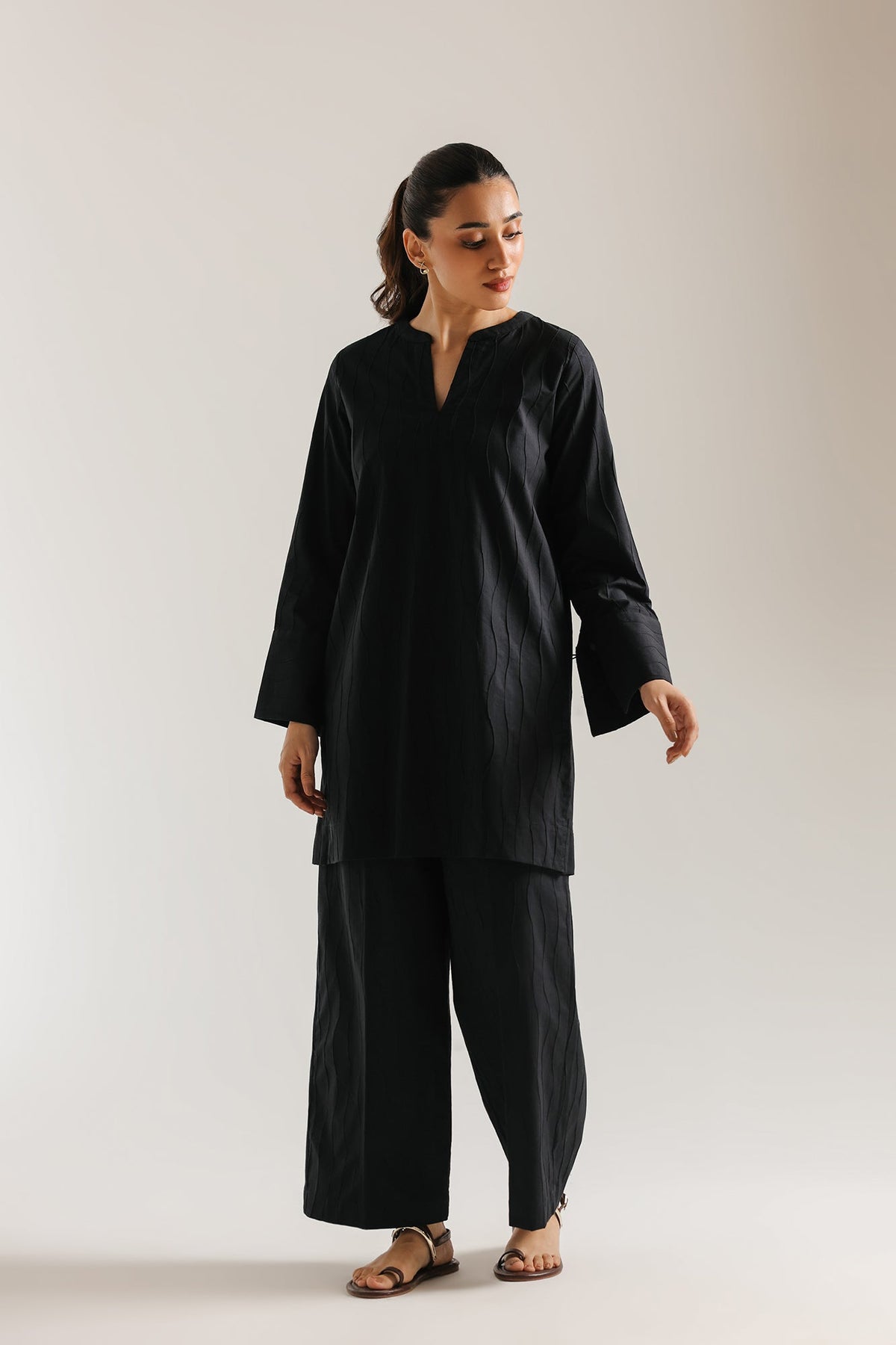 SOLID SUIT (E8507/102/902)