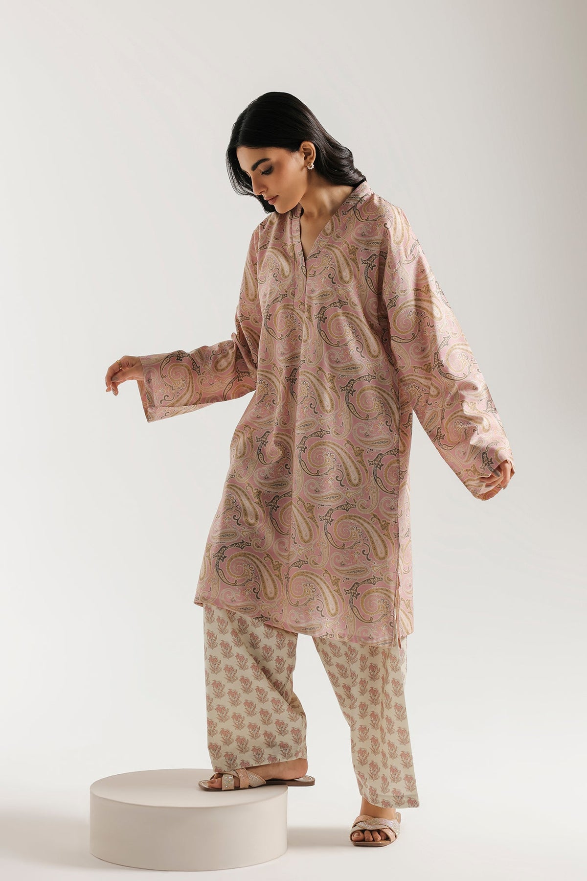PRINTED SUIT (E8550/102/427)