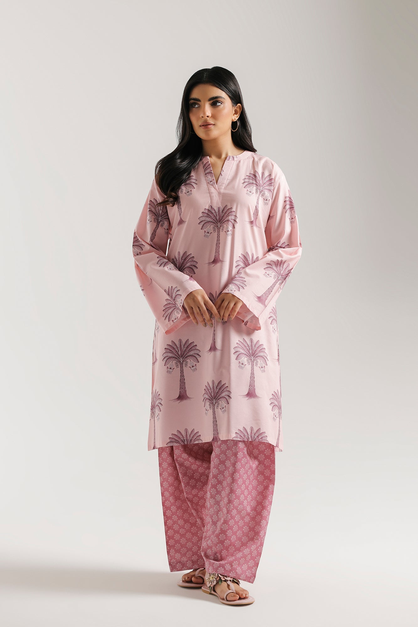 https://cdn.shopify.com/s/files/1/2290/7917/files/E8554-102-316_1.jpg?v=1780657793