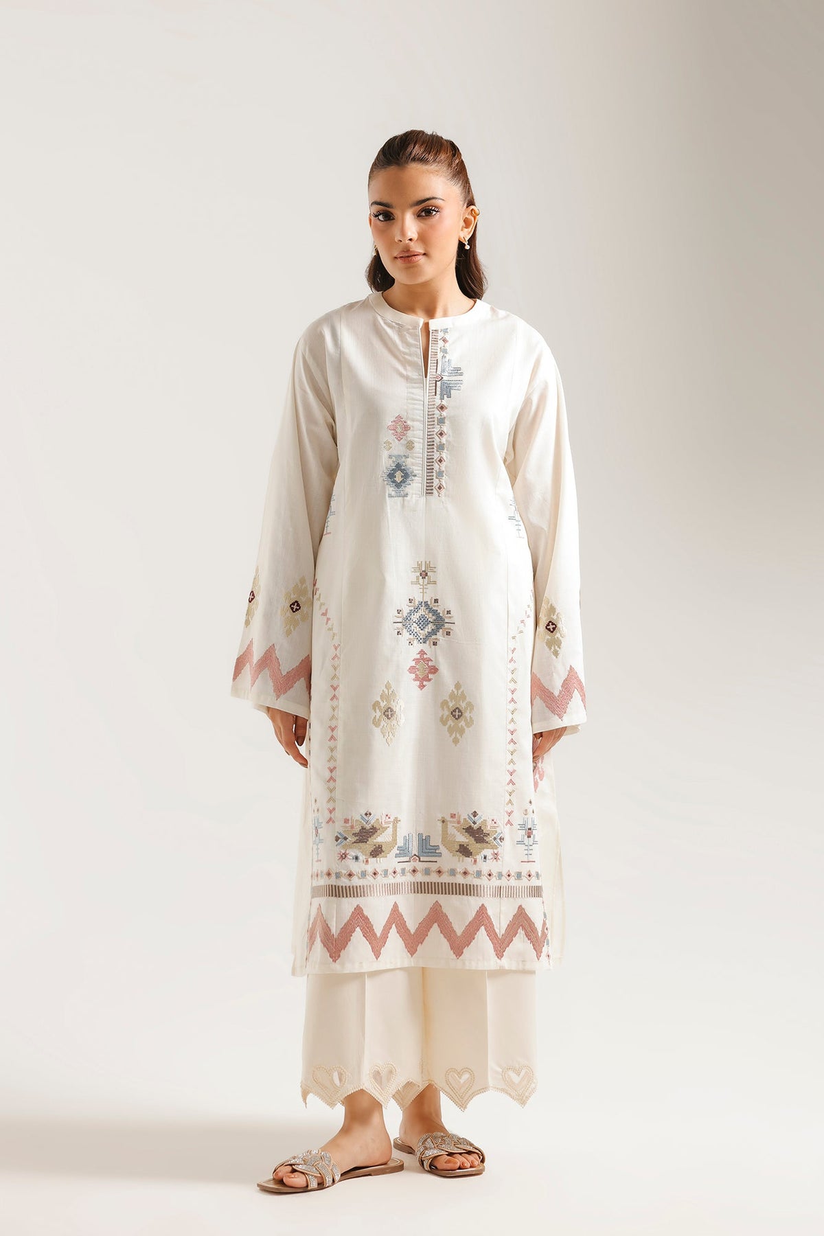 EMBROIDERED SHIRT (E9202/102/002)