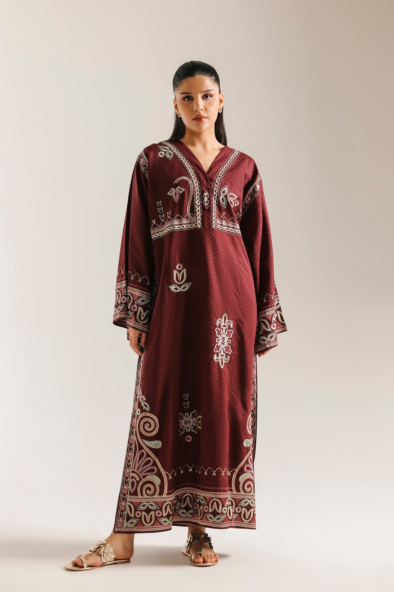 EMBROIDERED DRESS (E9217/102/519)