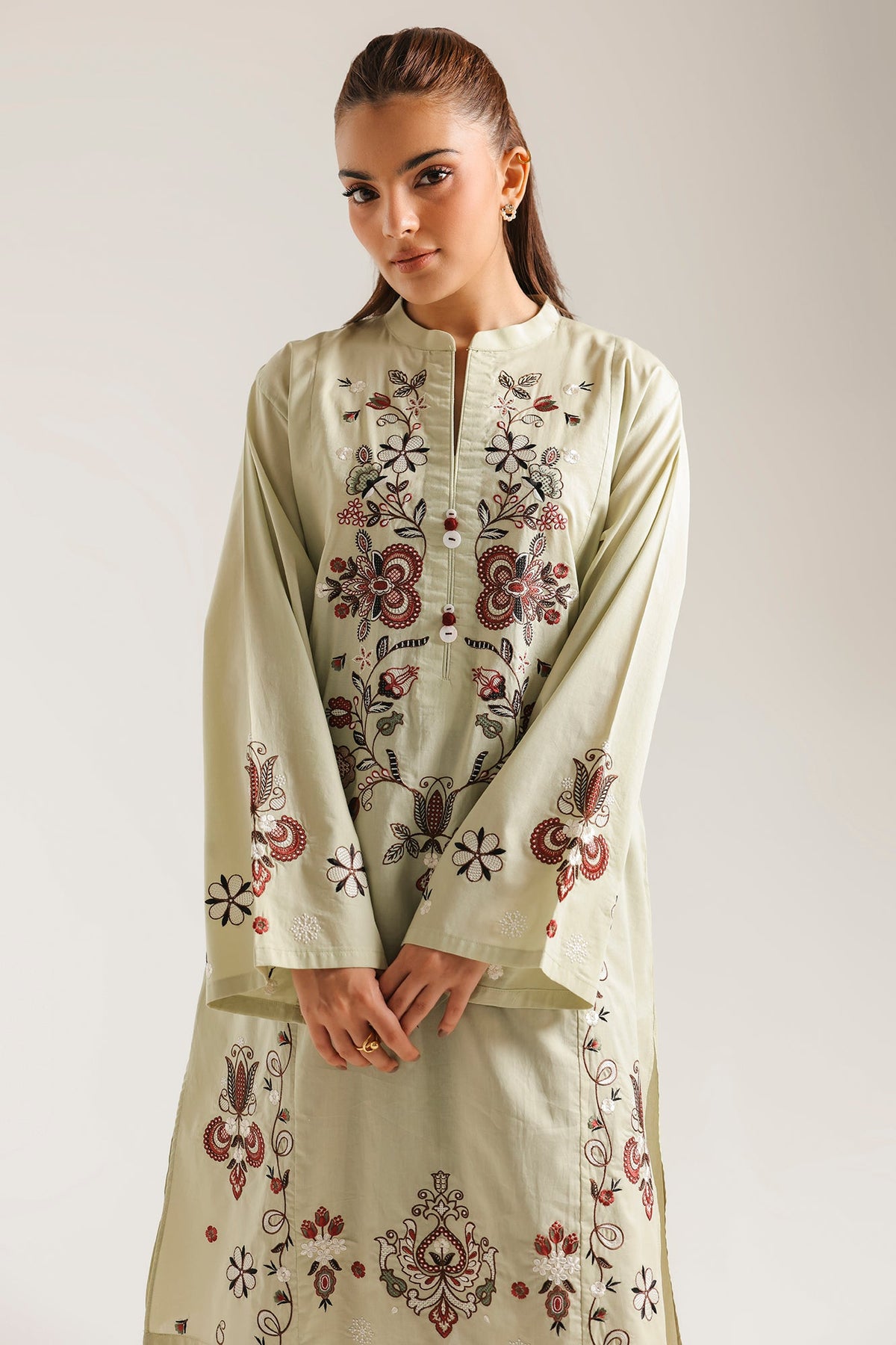 EMBROIDERED SUIT (E9241/102/129)