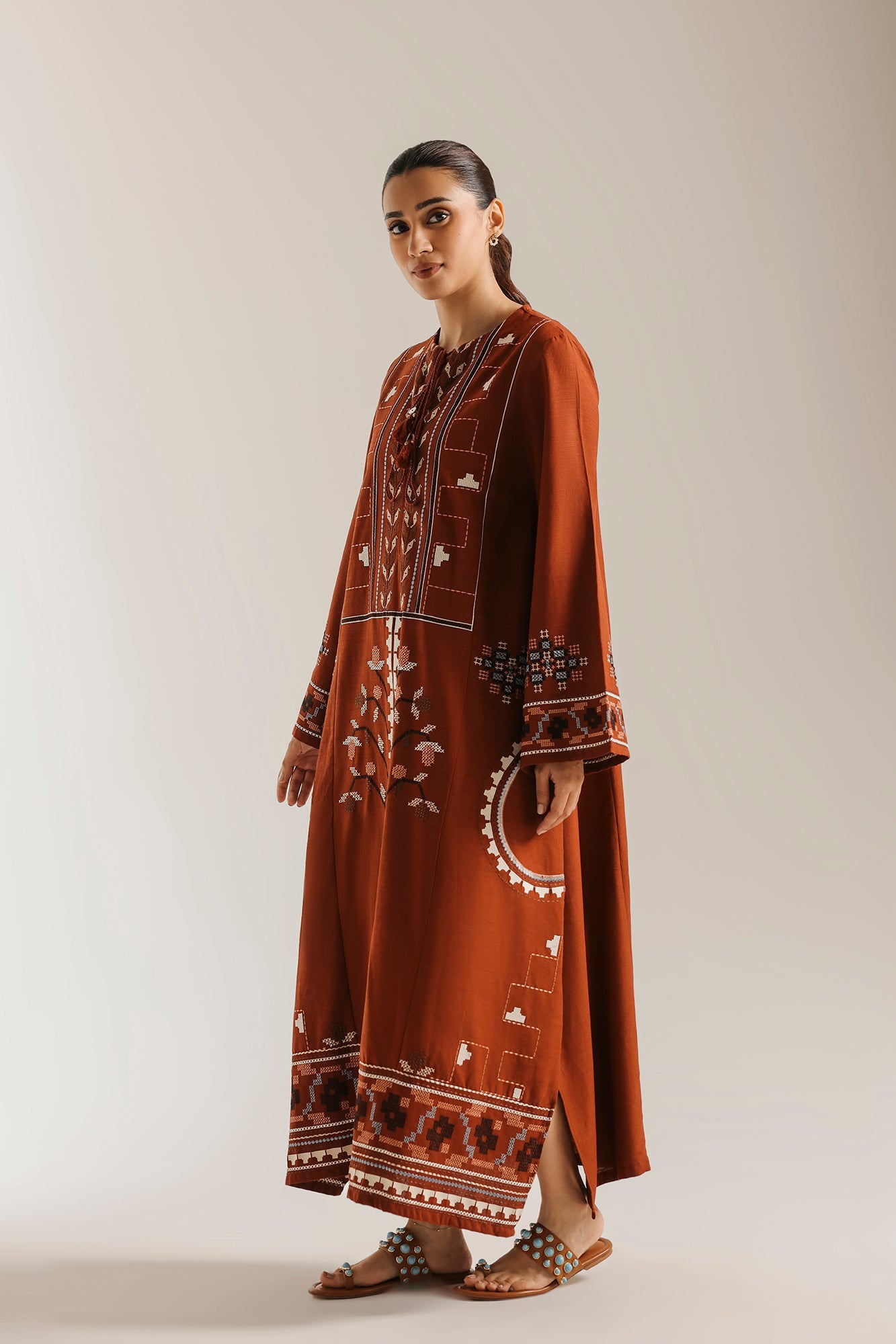 EMBROIDERED KAFTAN (E9305/102/204)