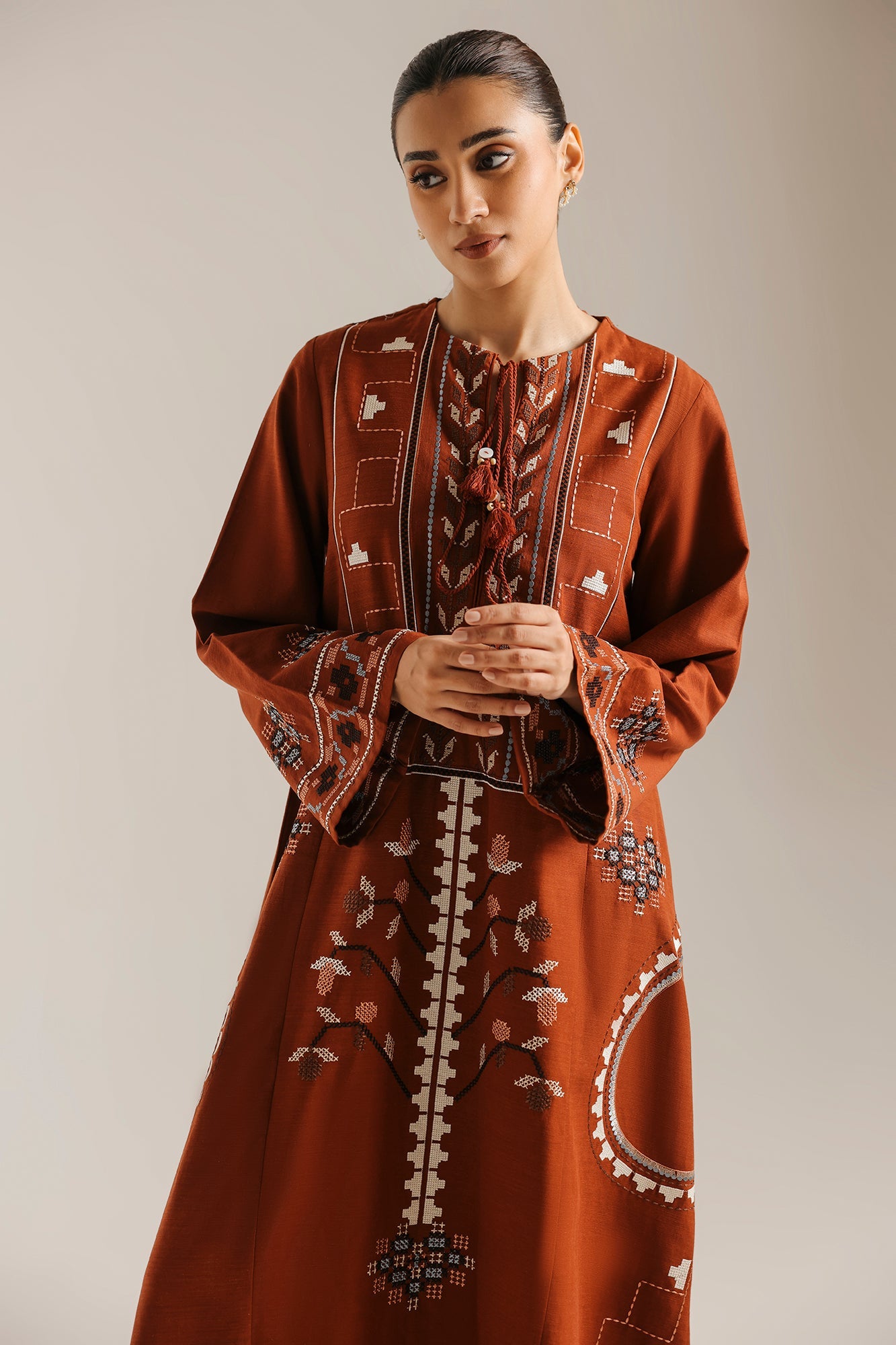 EMBROIDERED KAFTAN (E9305/102/204)