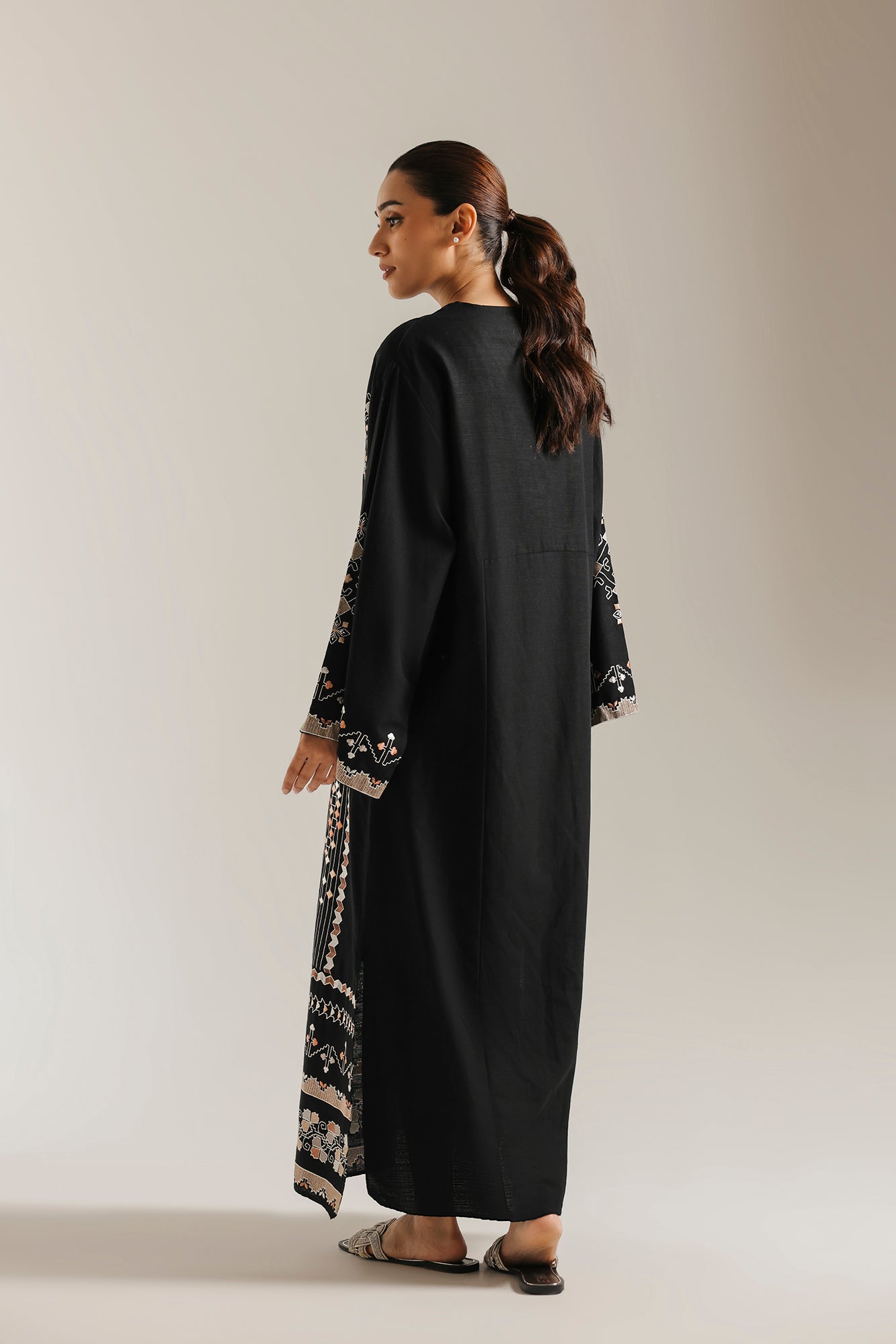 EMBROIDERED KAFTAN (E9308-102-902)