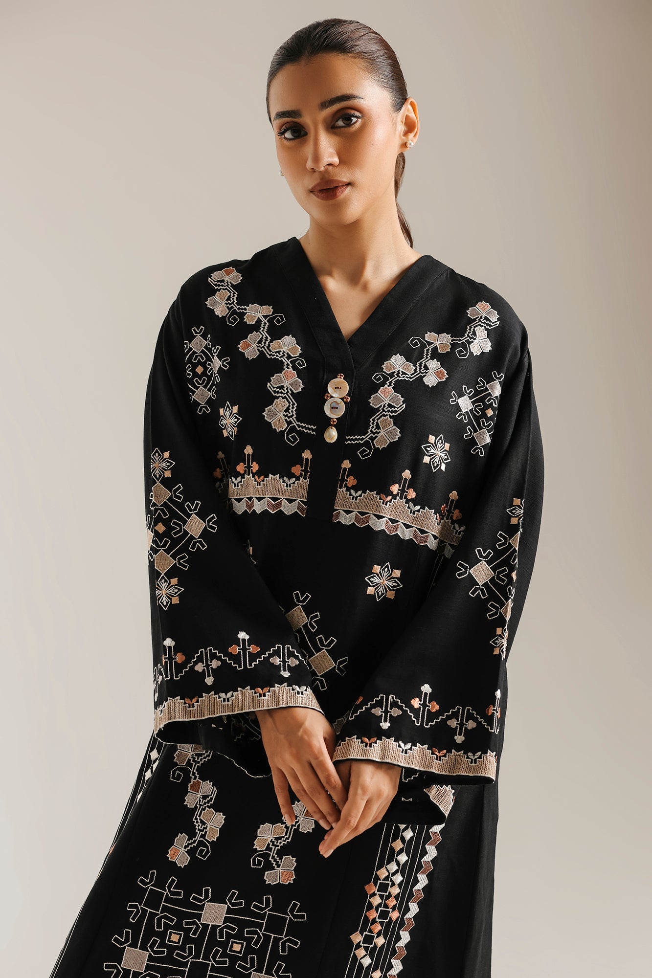 EMBROIDERED KAFTAN (E9308-102-902)