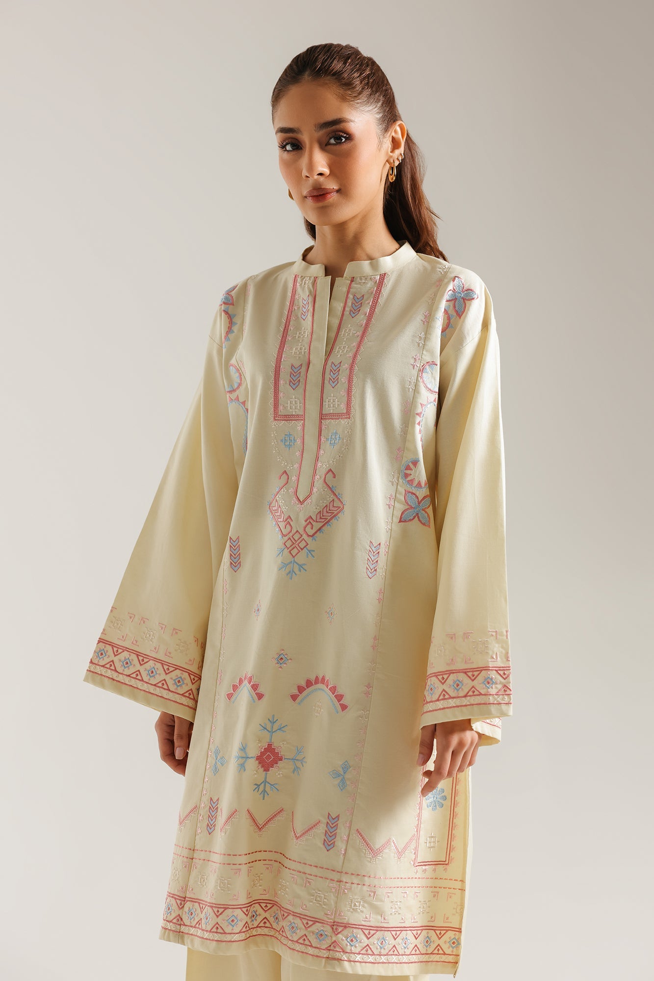 EMBROIDERED SUIT (E9322-102-115)