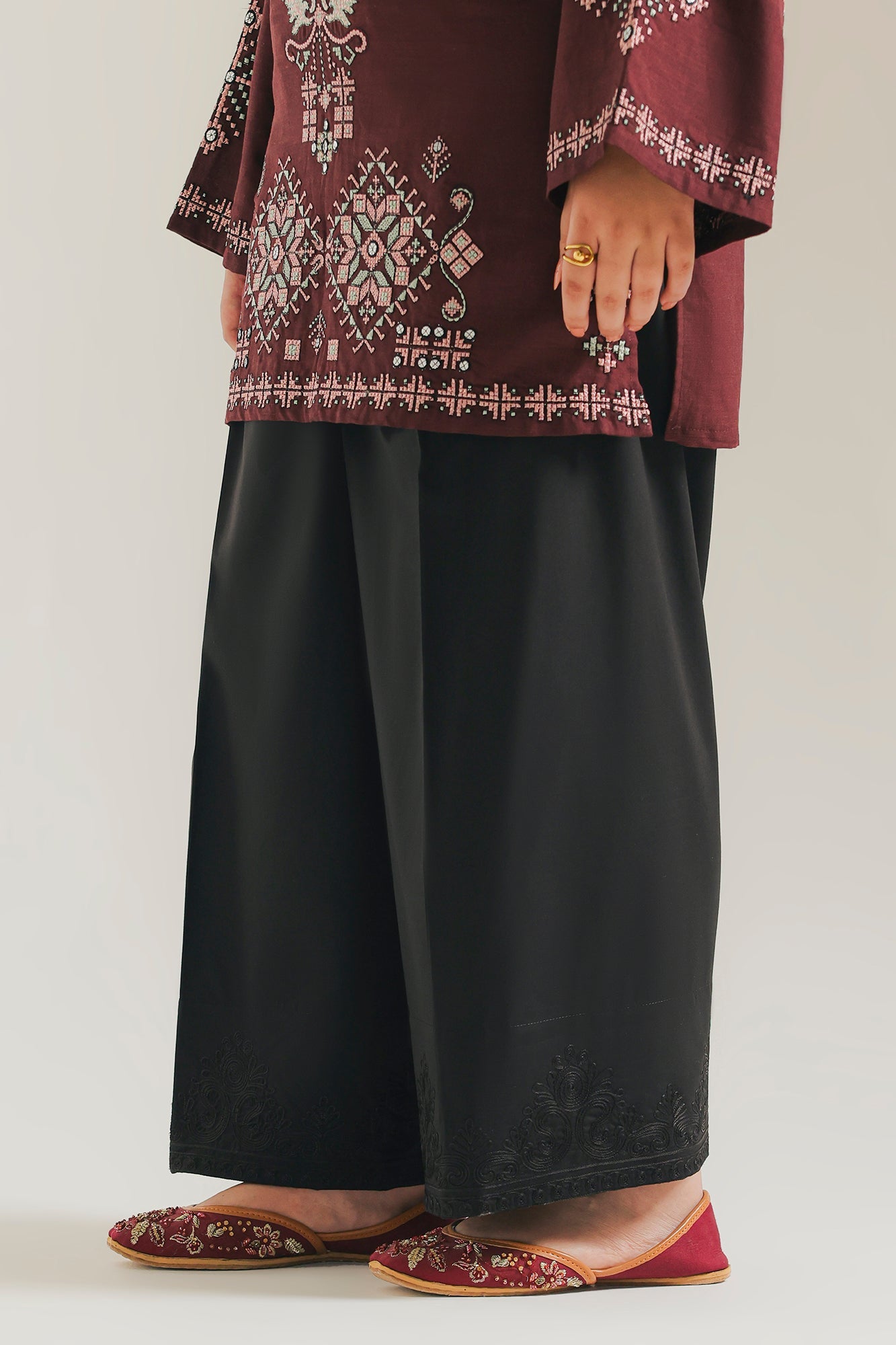 SHALWAR (E9340-102-902)