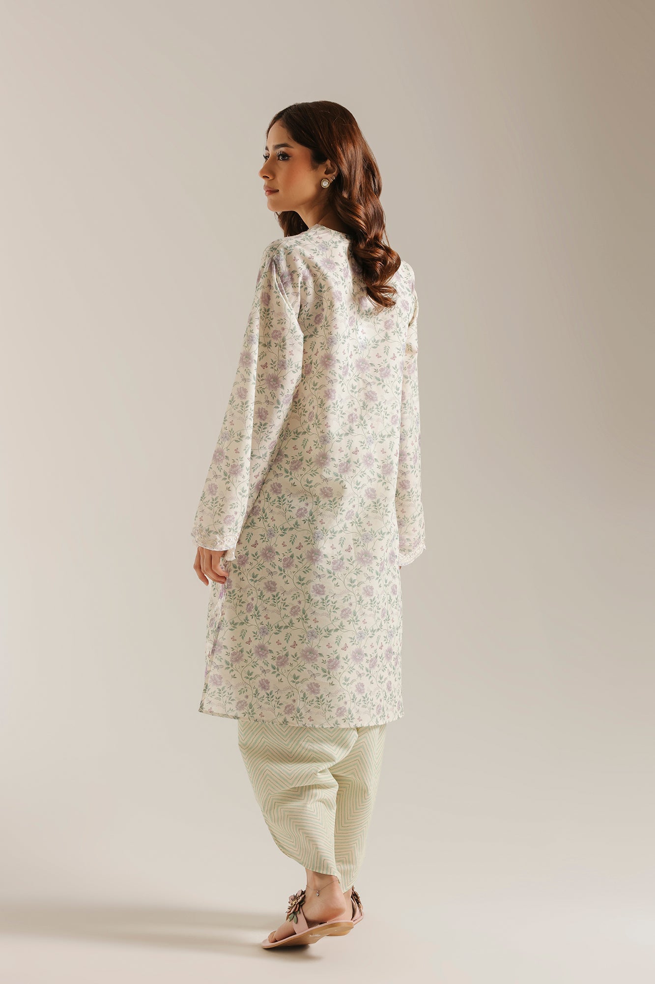 EMBROIDERED SUIT (E9356-102-005)