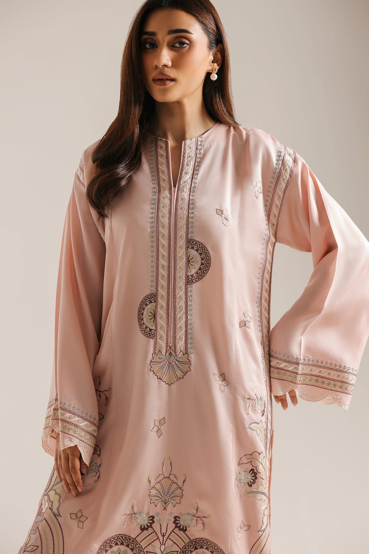 EMBROIDERED SUIT (E9366-102-316)