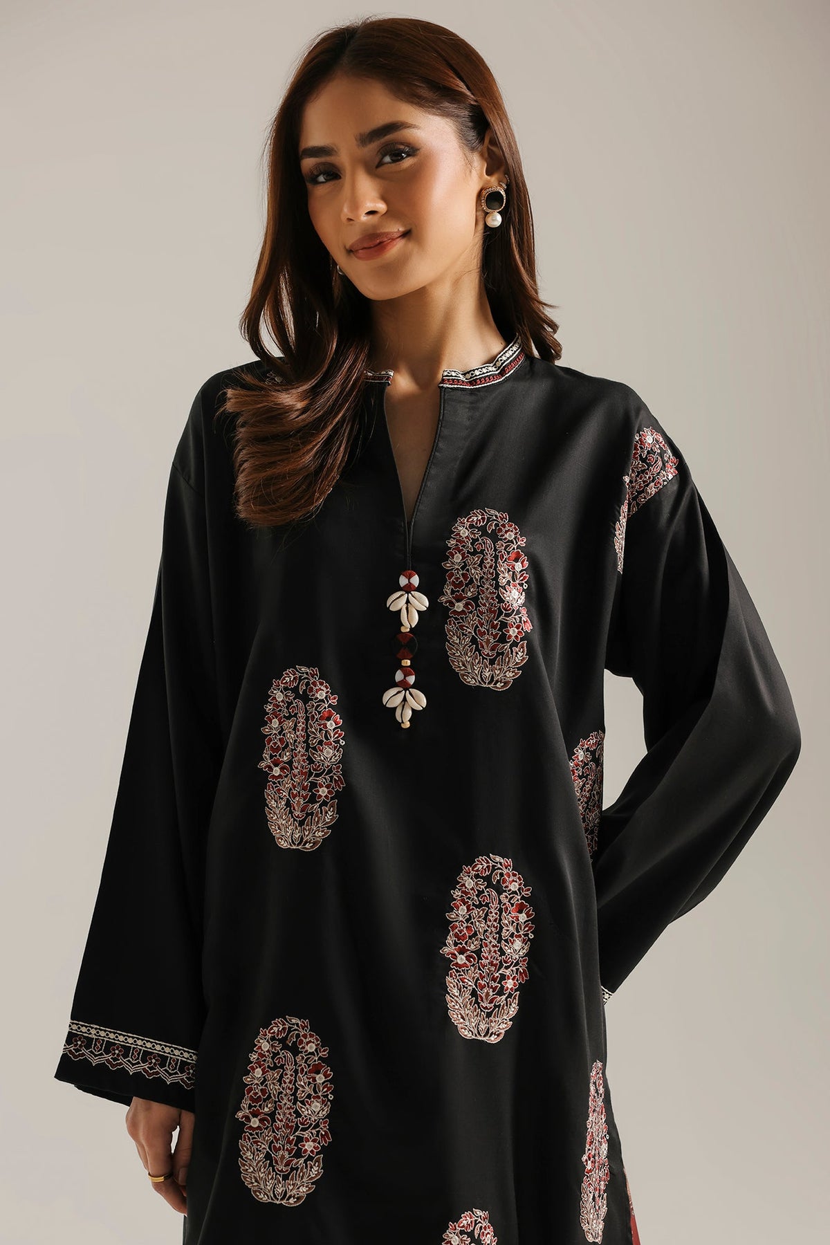 EMBROIDERED SUIT (E9371-102-902)