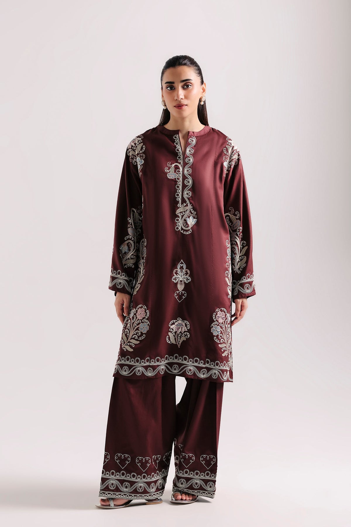 EMBROIDERED SUIT (E9374-102-319)