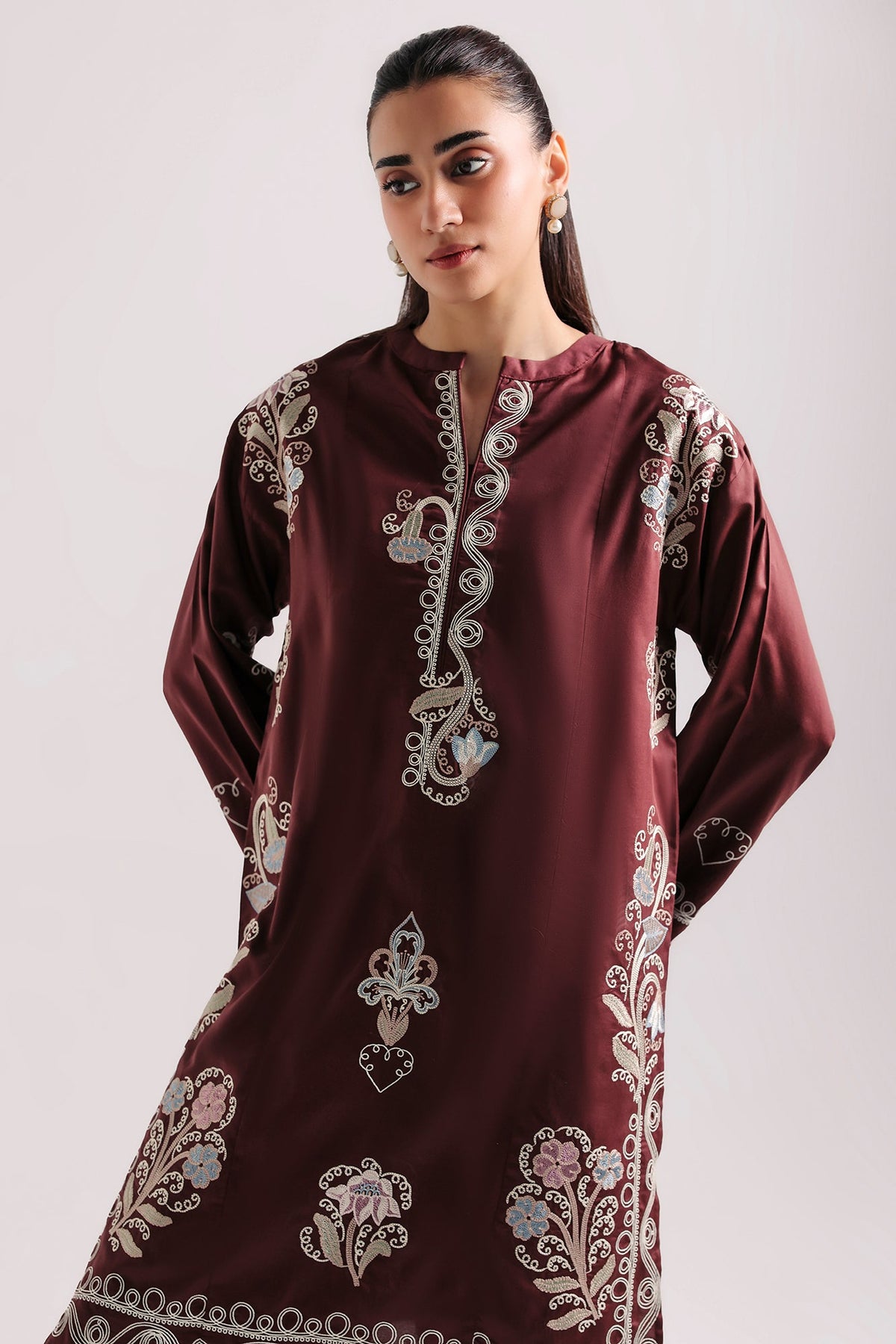 EMBROIDERED SUIT (E9374-102-319)