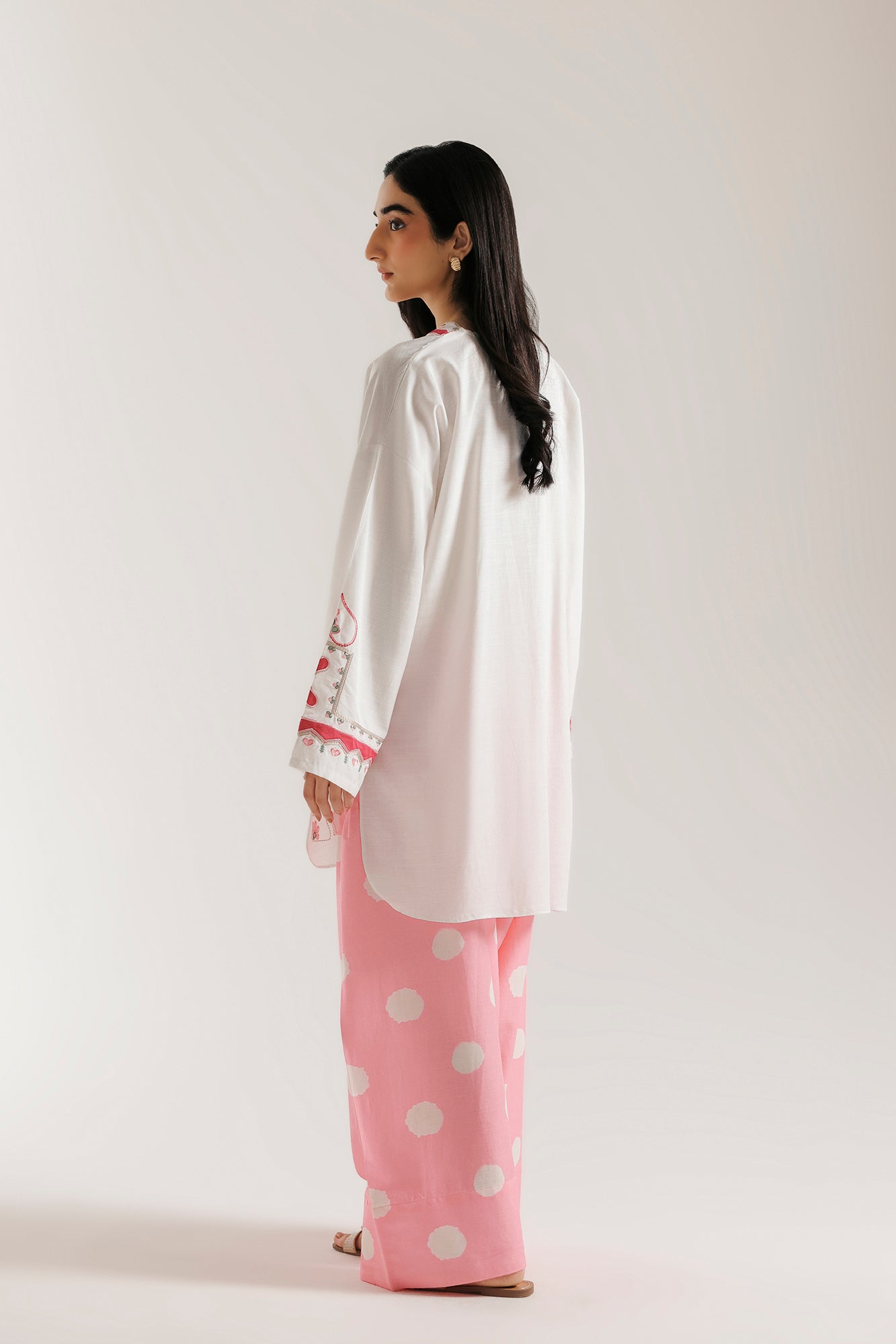 EMBROIDERED SUIT (E9385-102-001)