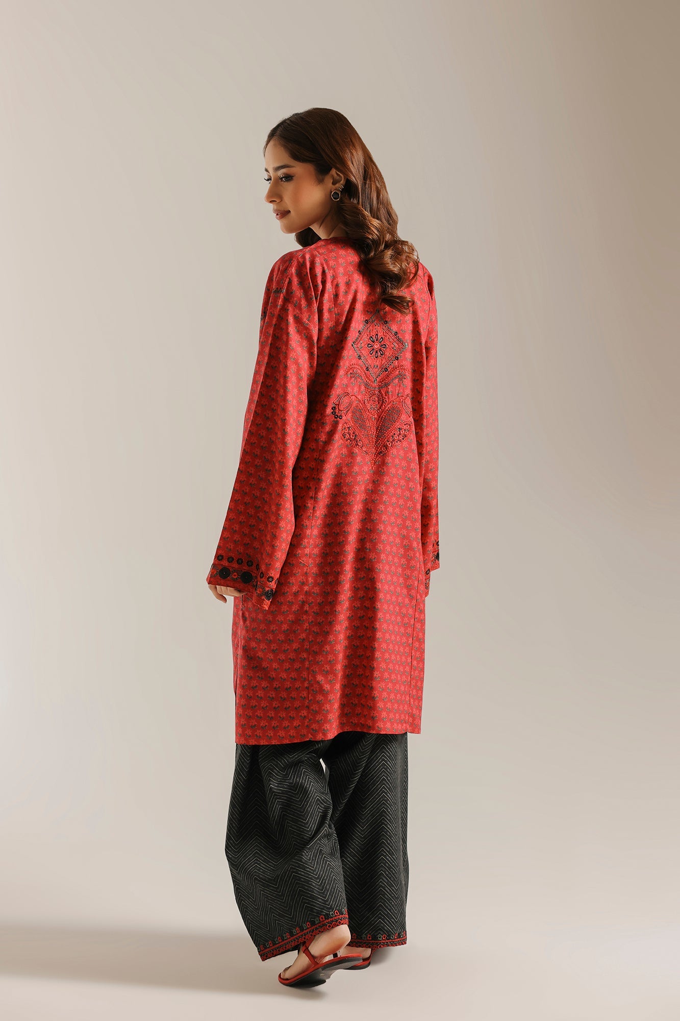 EMBROIDERED SUIT (E9390-102-406)
