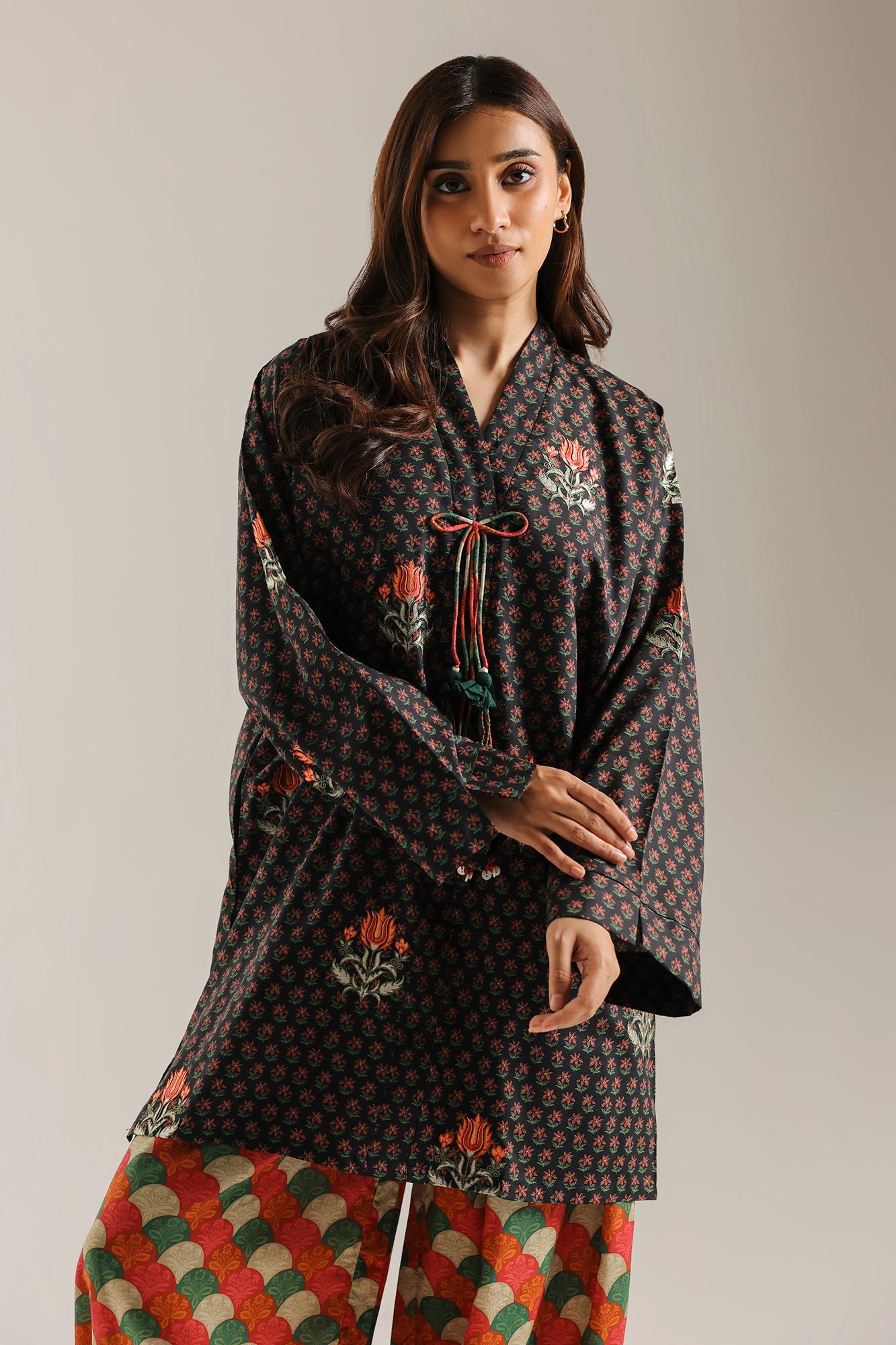EMBROIDERED SUIT (E9393-102-902)