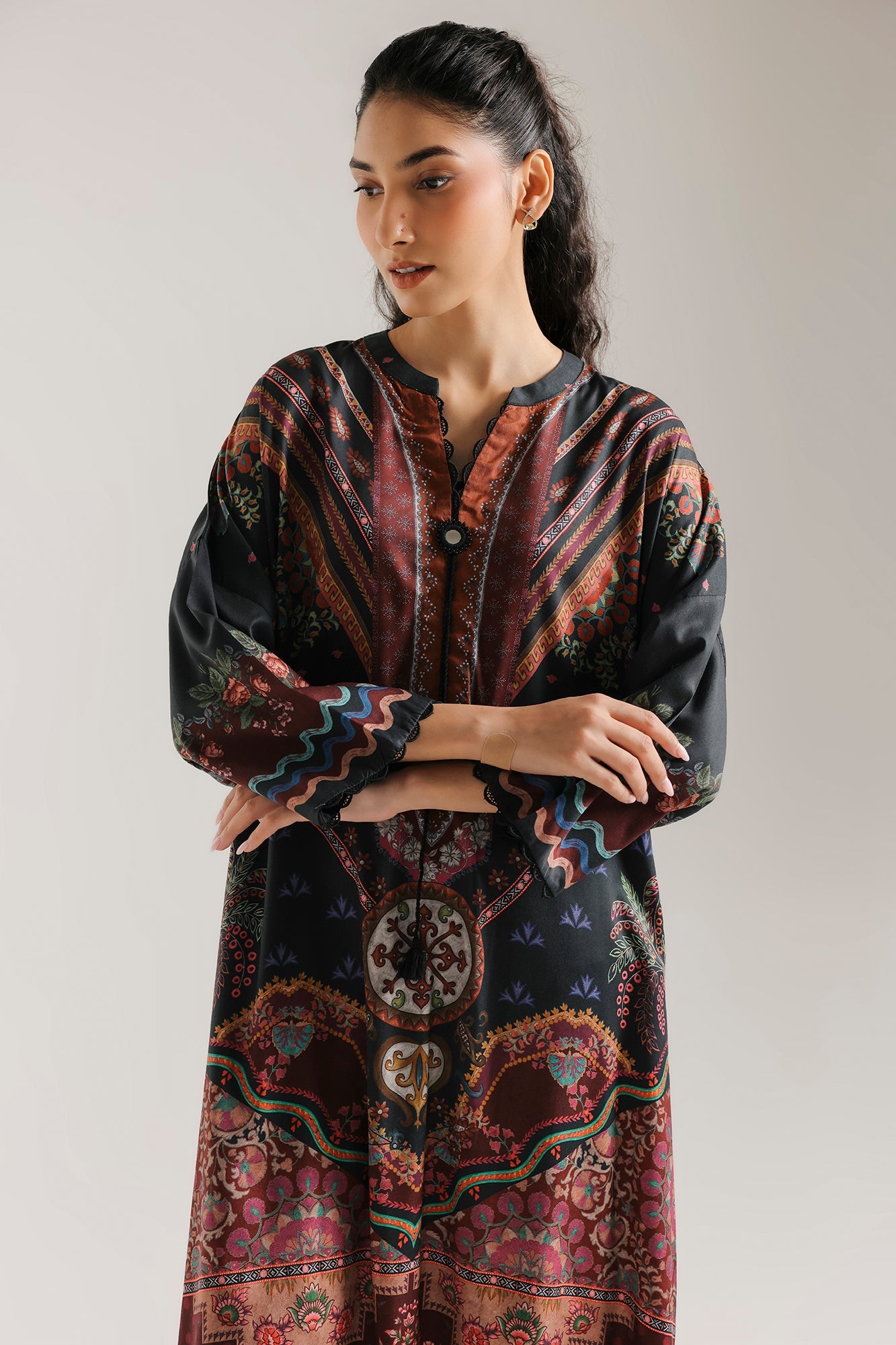 EMBROIDERED KAFTAN (E9403-102-902)