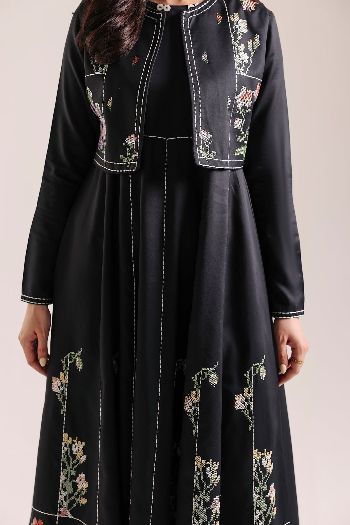 EMBROIDERED DRESS (E9405-102-902)