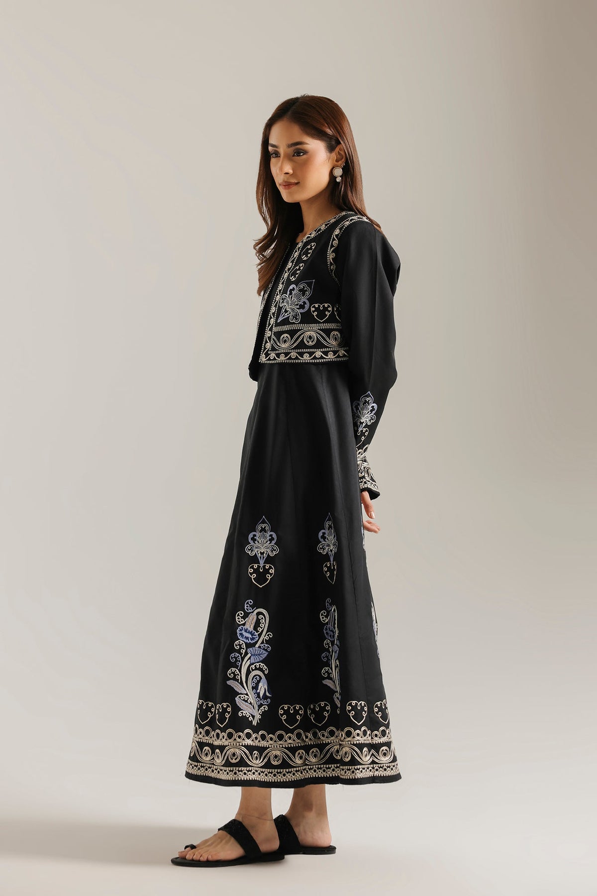EMBROIDERED SUIT (E9414-102-902)