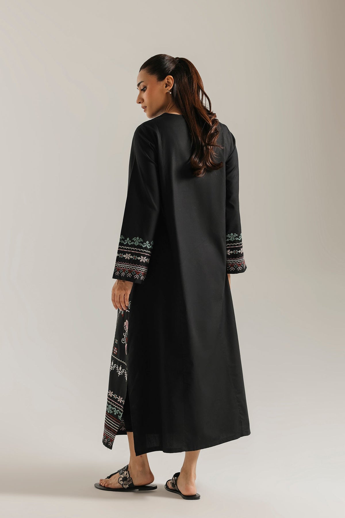 EMBROIDERED DRESS (E9415-102-902)