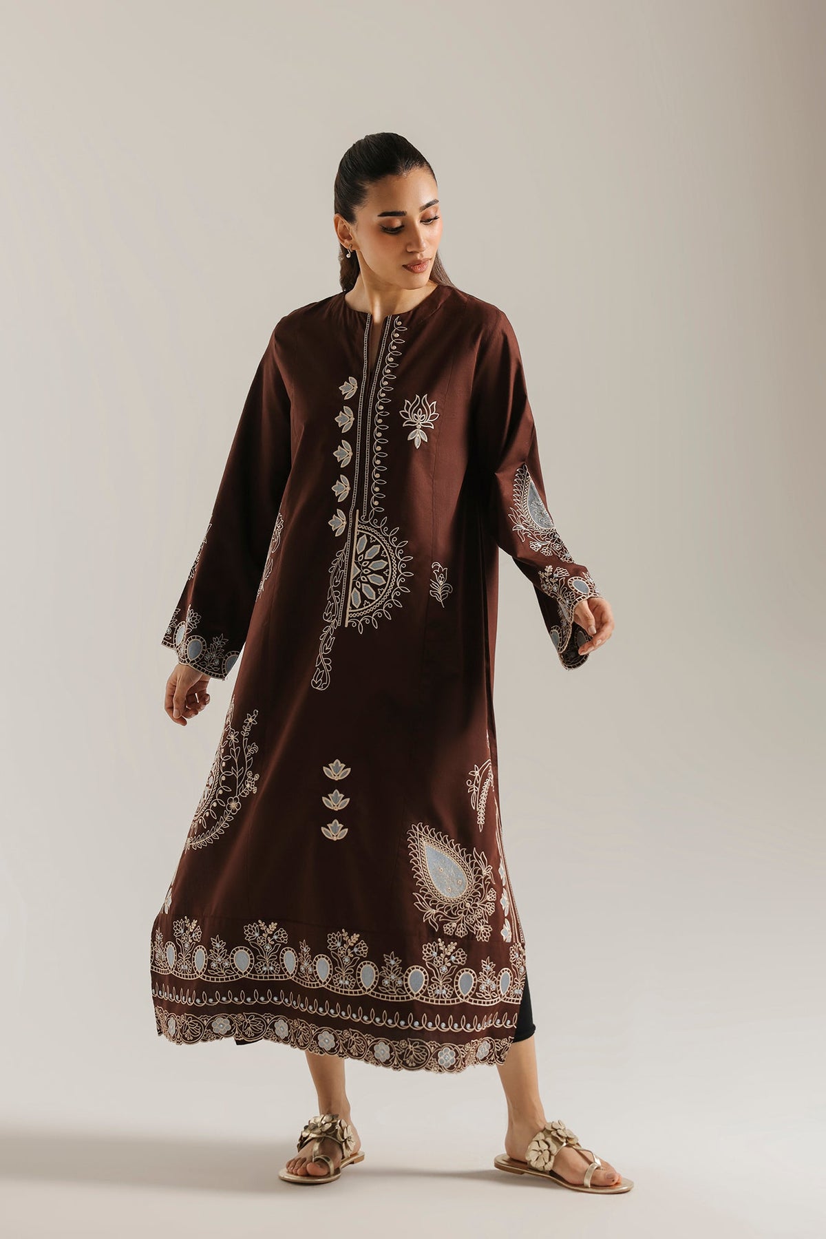 EMBROIDERED DRESS (E9419-102-303)