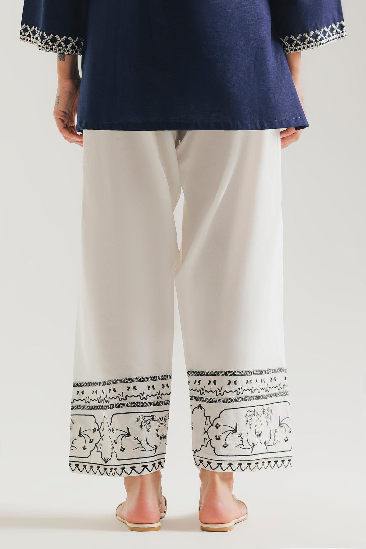EMBROIDERED SHALWAR (E9425-102-001)