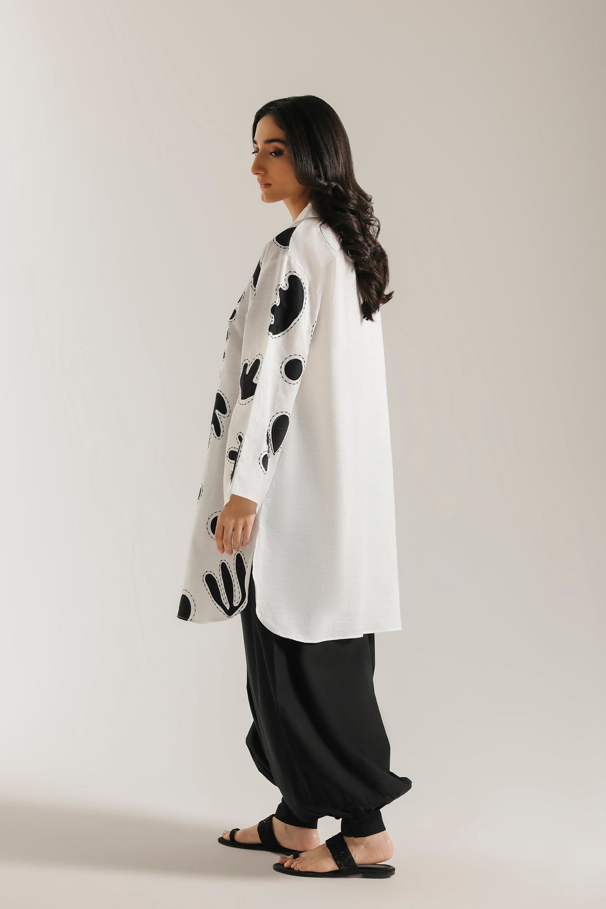 EMBROIDERED SHIRT (E9447-102-001)