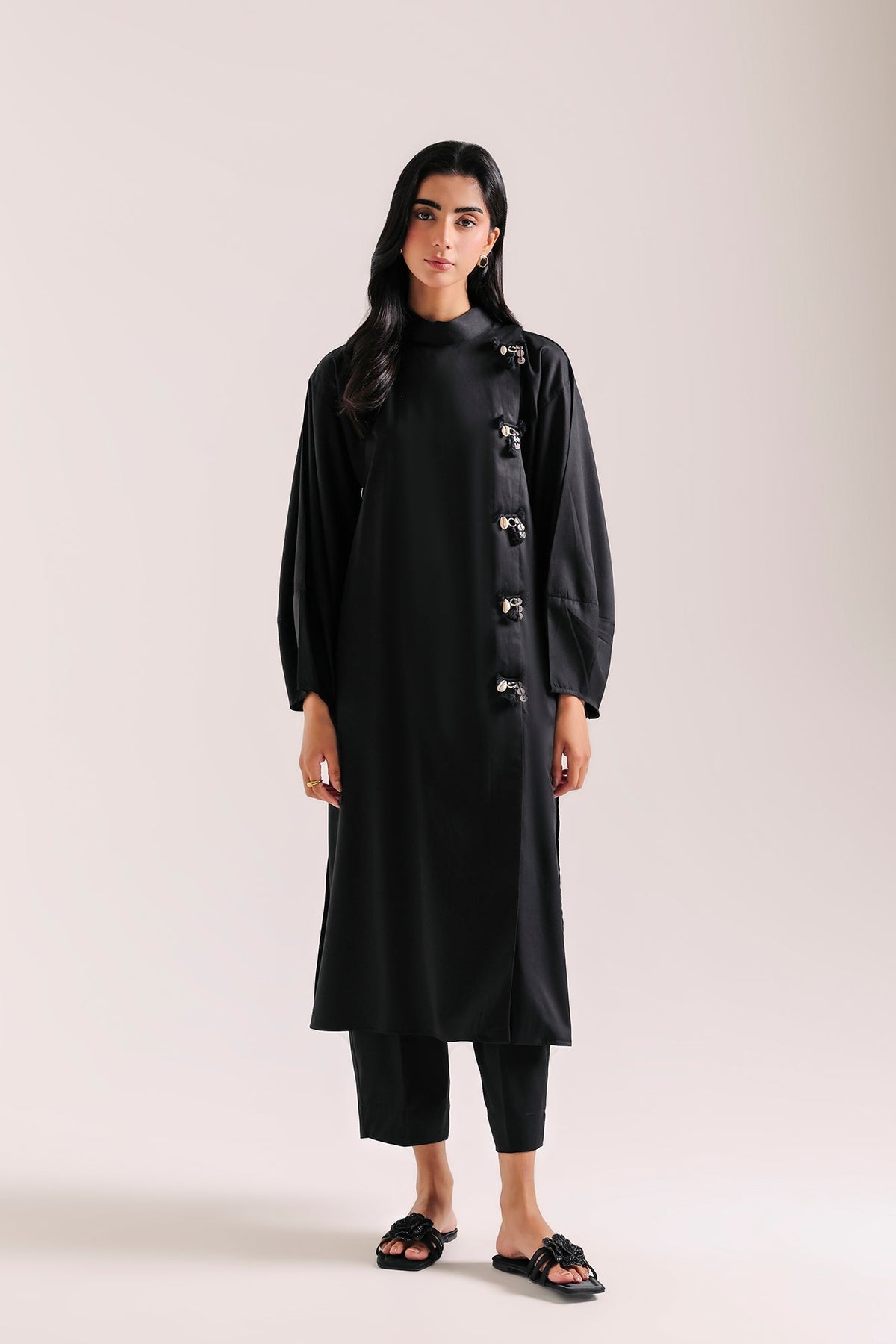 EMBROIDERED SUIT (E9452-102-902)