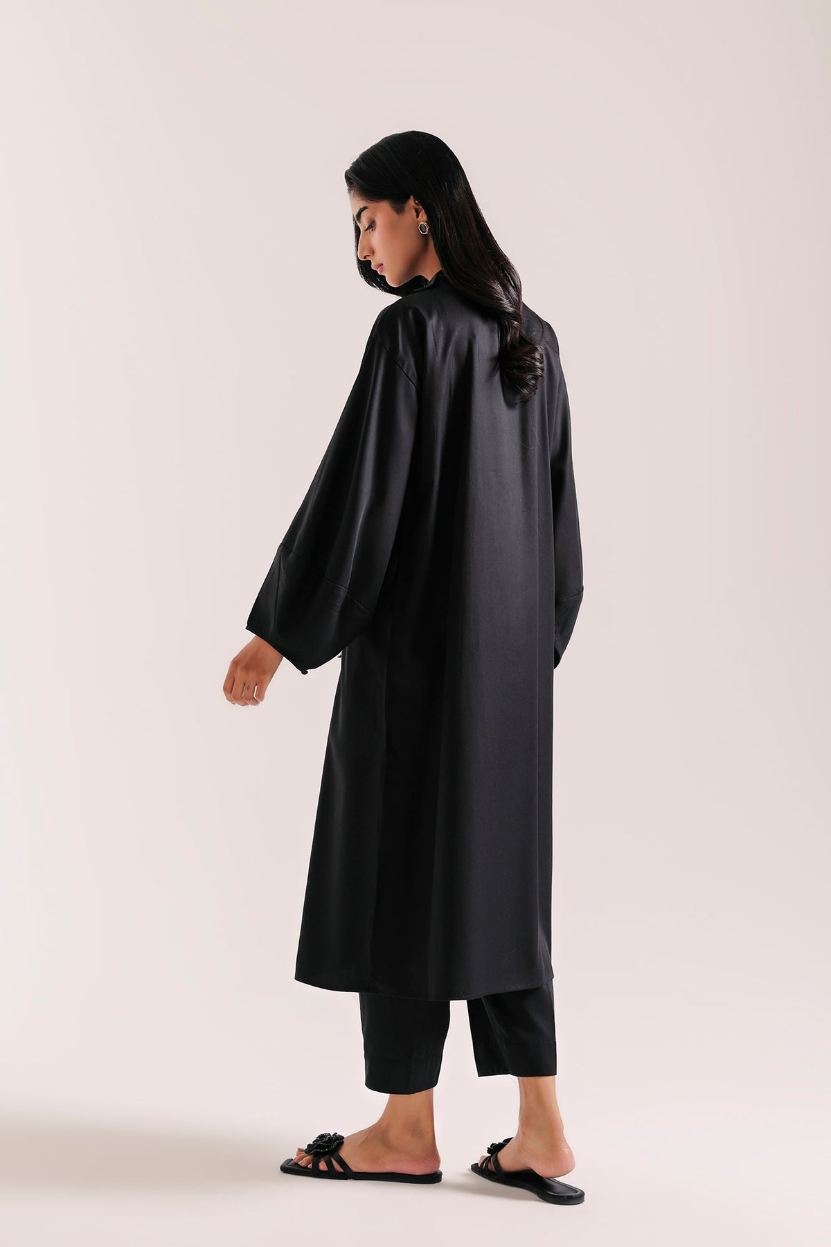 EMBROIDERED SUIT (E9452-102-902)