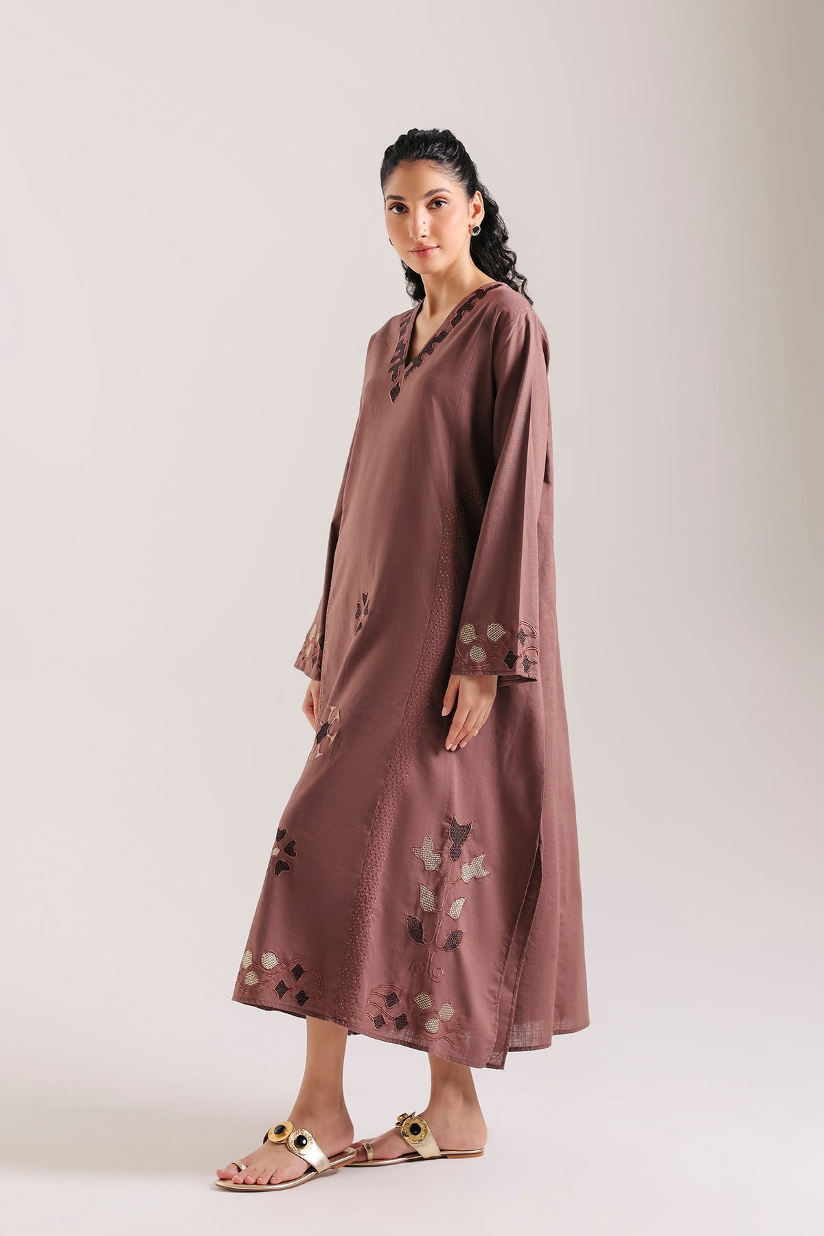 EMBROIDERED DRESS (E9489-102-803)