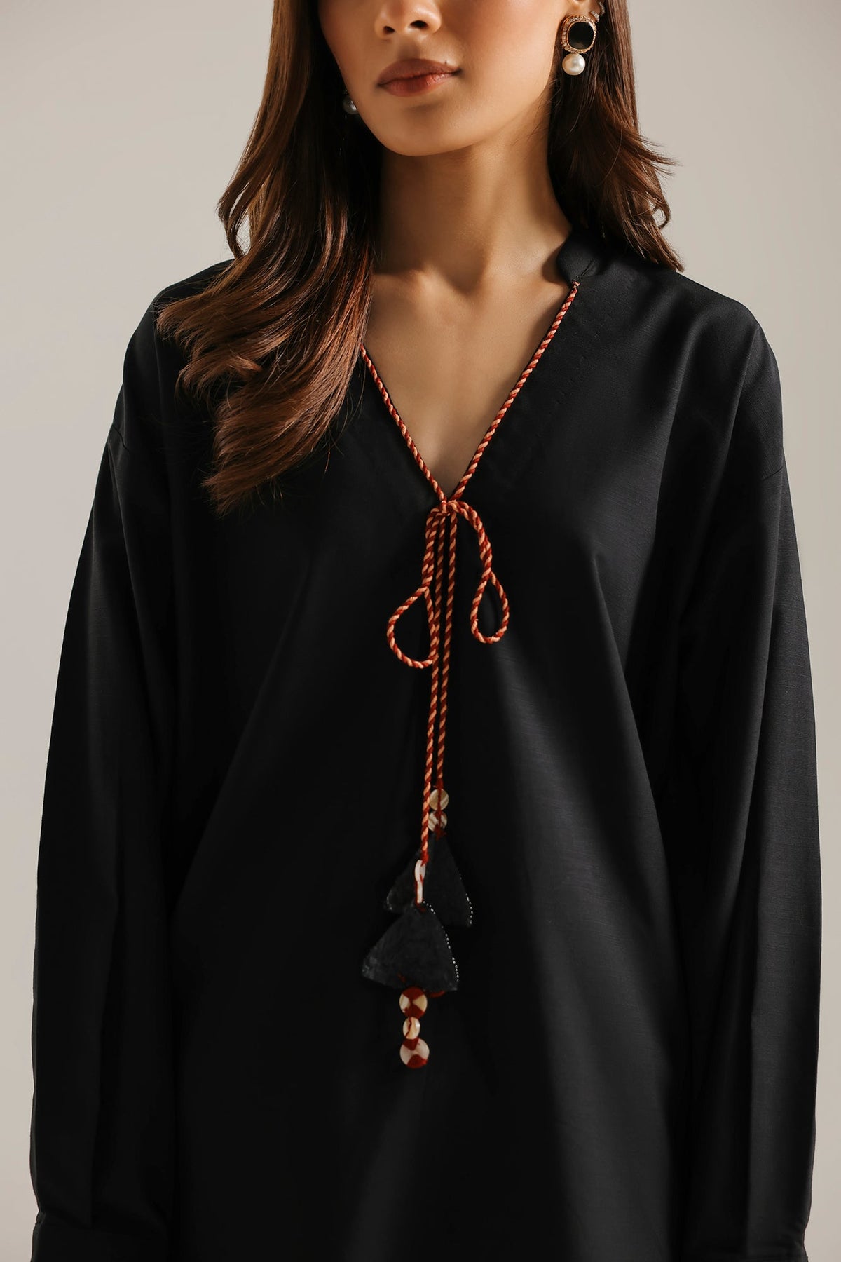 EMBROIDERED SUIT (E9492-102-902)