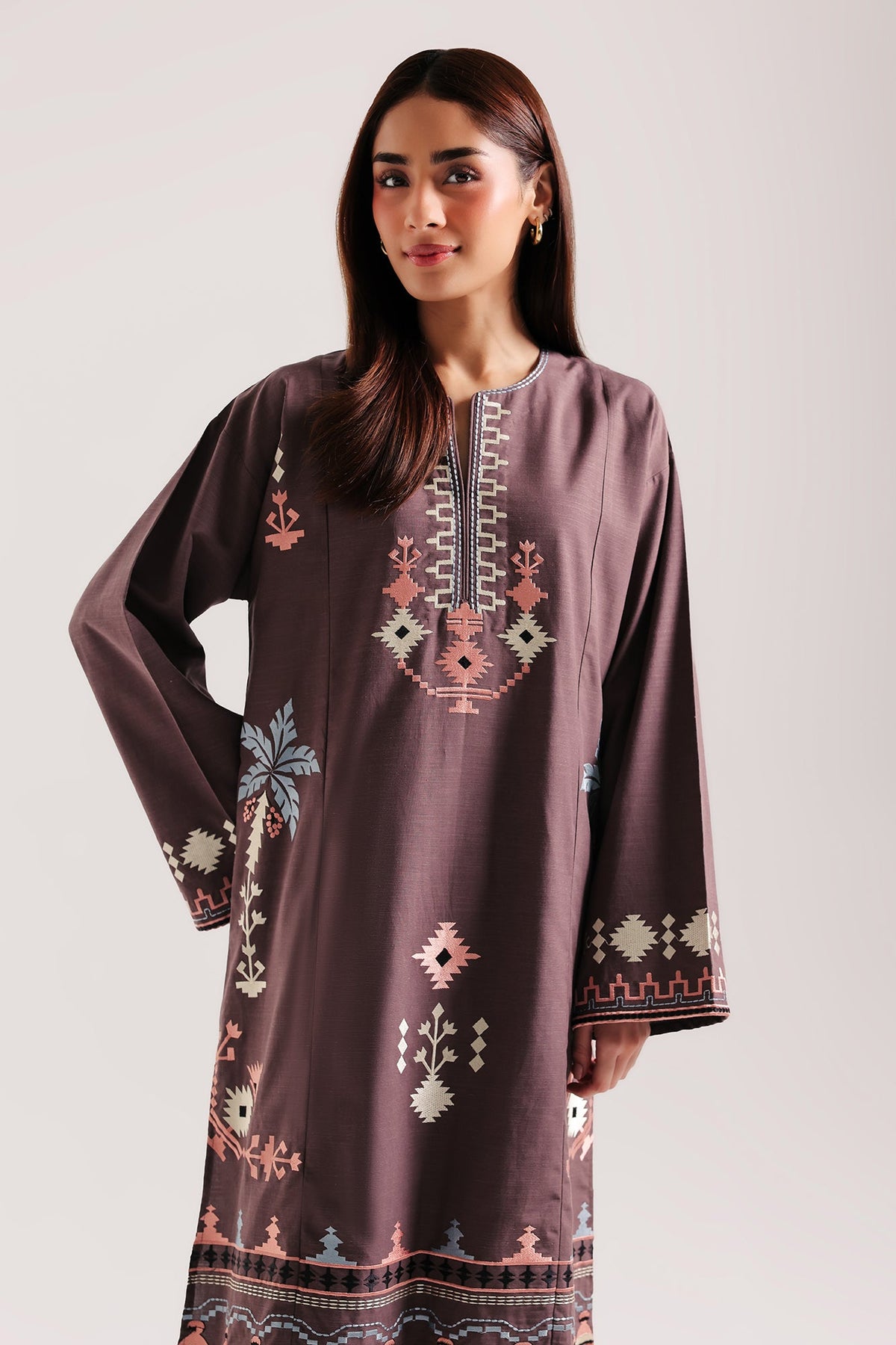 EMBROIDERED SUIT (E9498-102-816)