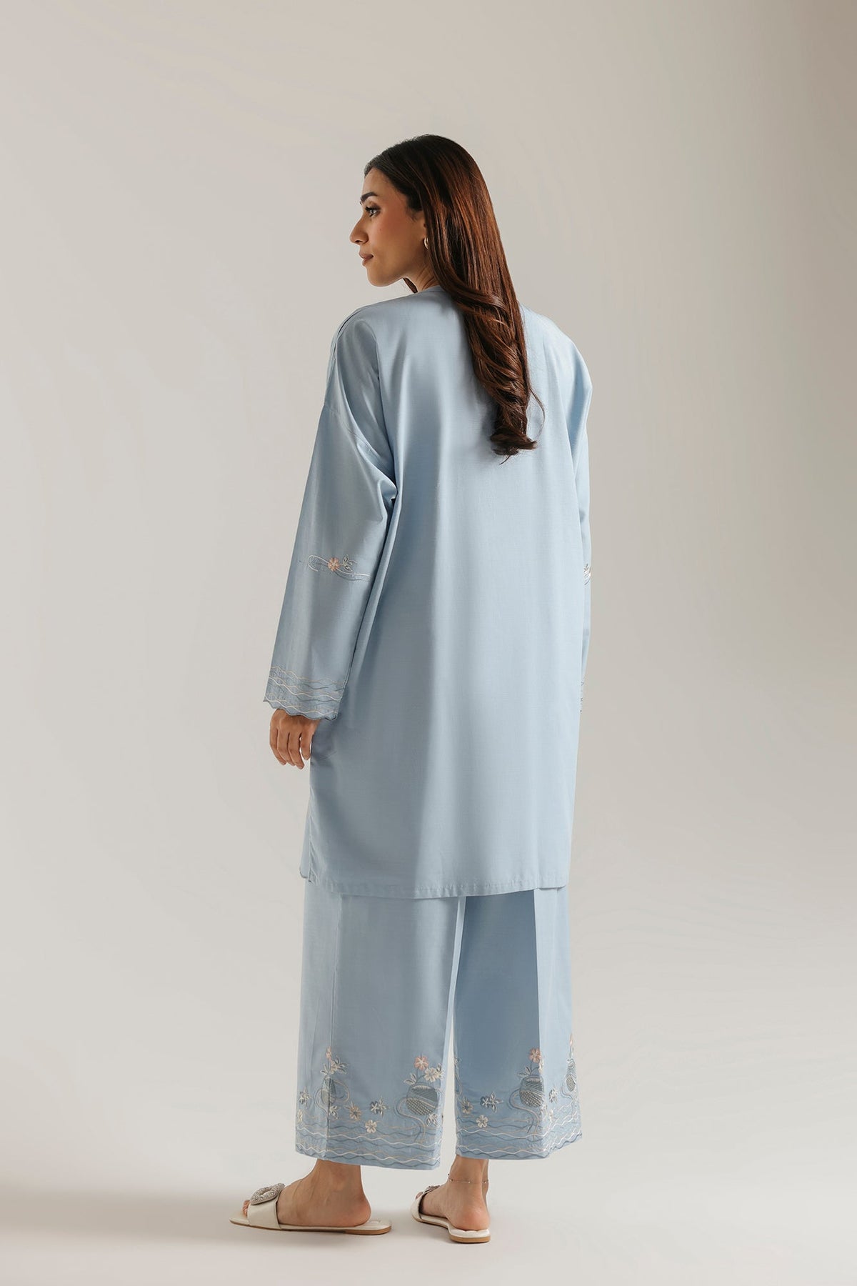 EMBROIDERED SUIT (E9500-102-617)