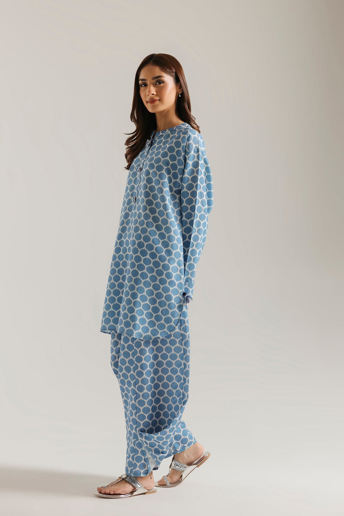 EMBROIDERED SUIT (E9511-102-001)