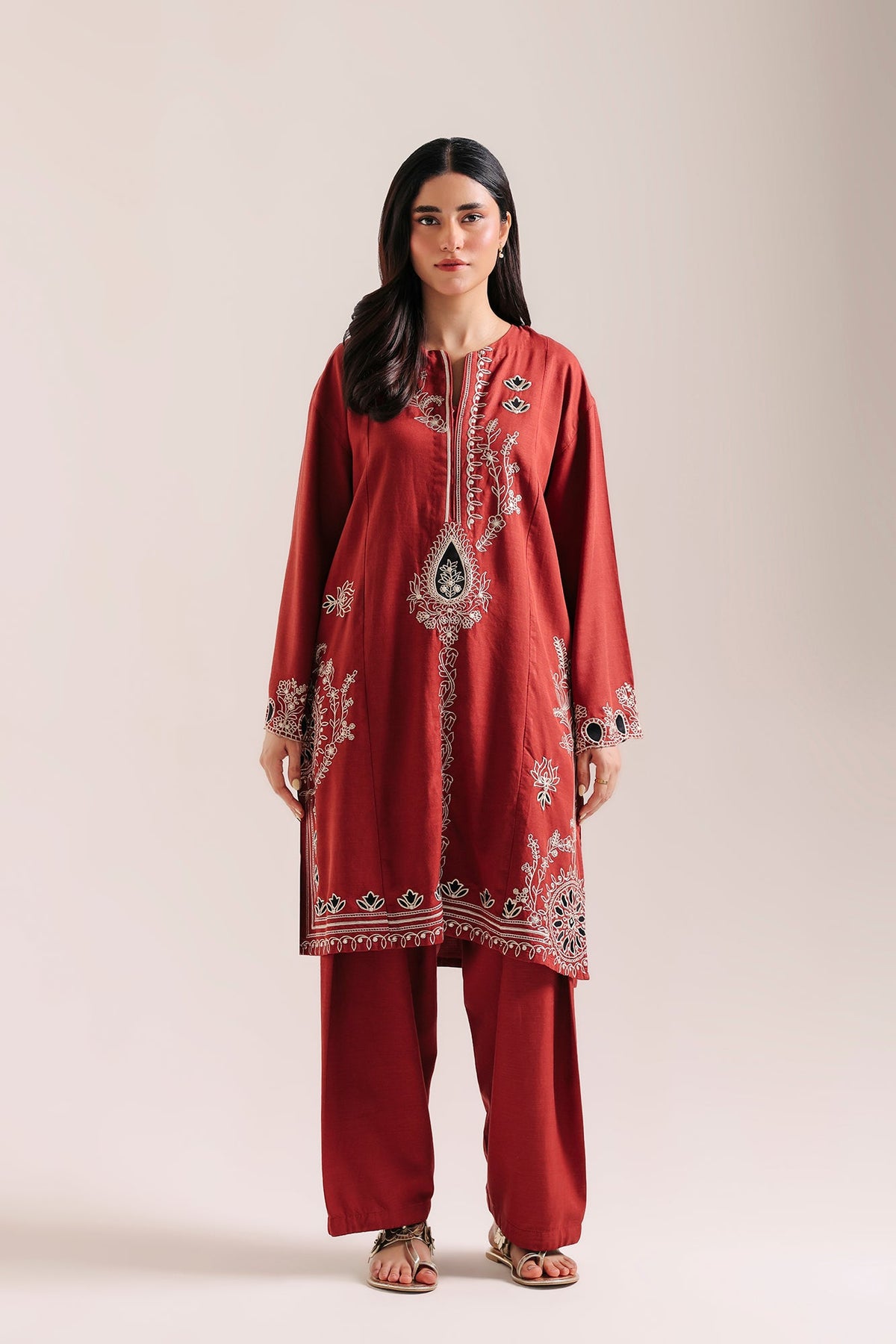 EMBROIDERED SUIT (E9518-102-320)