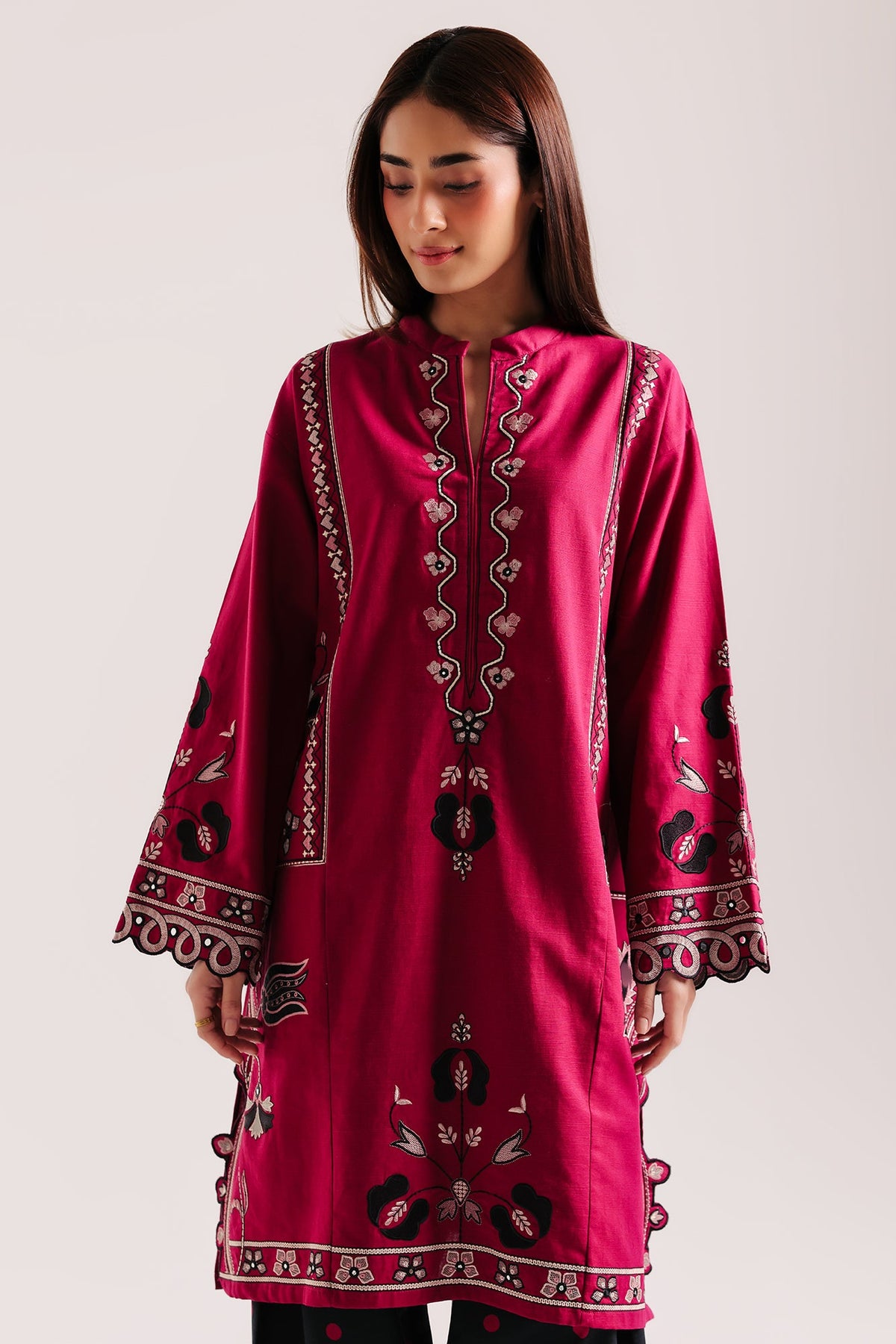 EMBROIDERED SUIT (E9531-102-404)