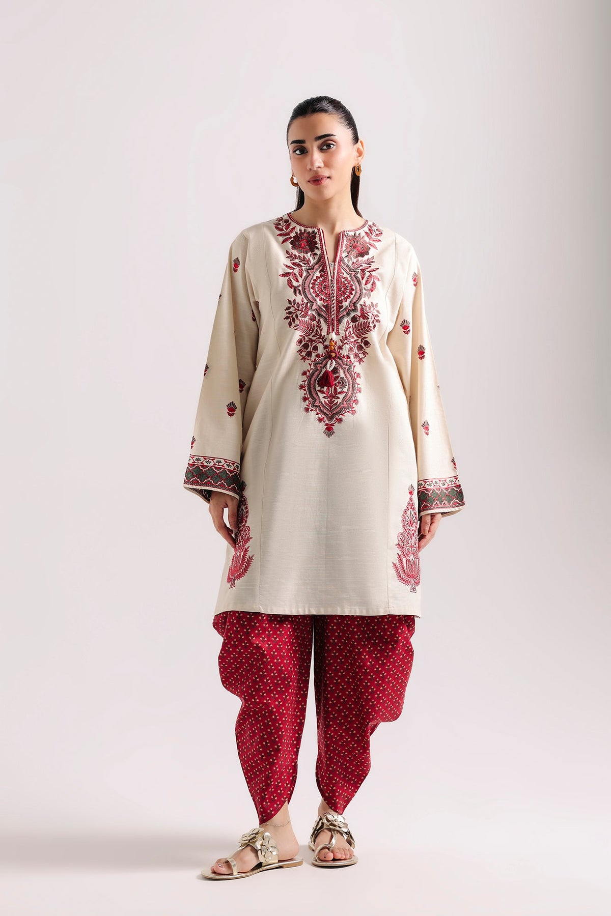 EMBROIDERED SUIT (E9538-102-002)
