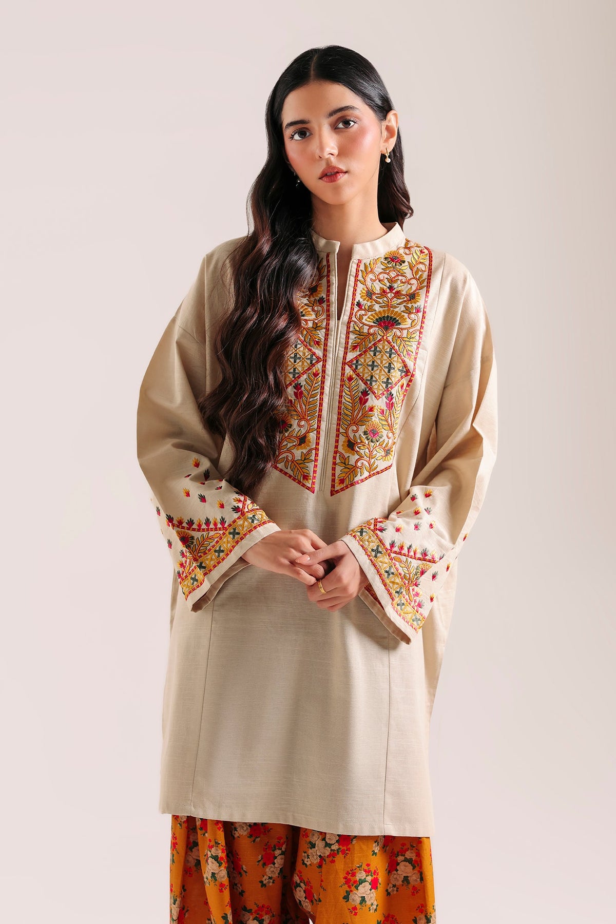 EMBROIDERED SUIT (E9539-102-004)