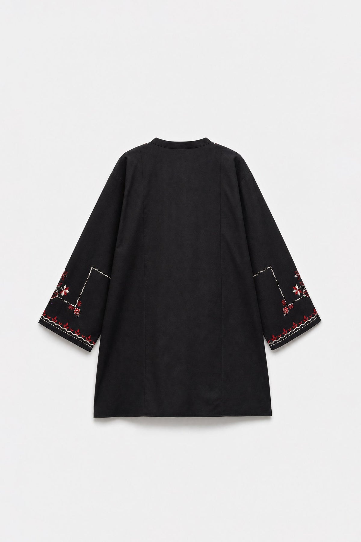 EMBROIDERED SUIT (E9546-102-902)