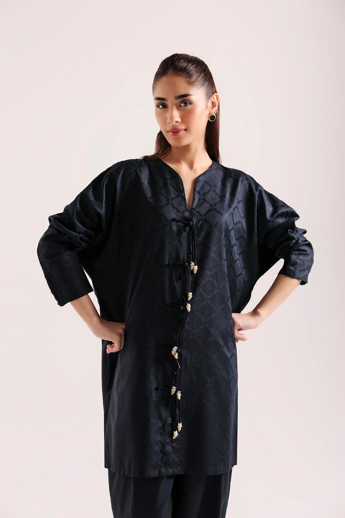 EMBROIDERED SUIT (E9553-102-902)