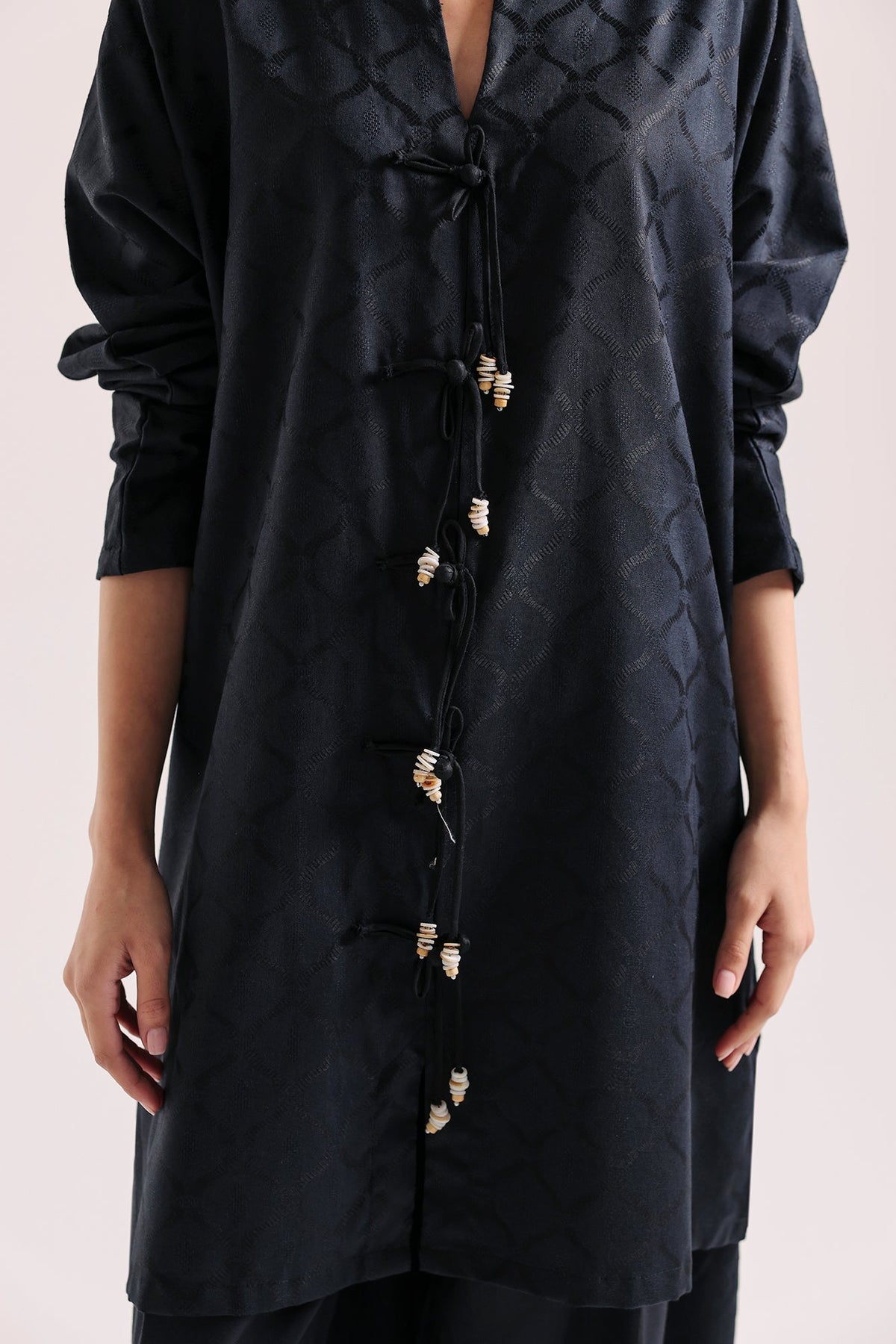 EMBROIDERED SUIT (E9553-102-902)